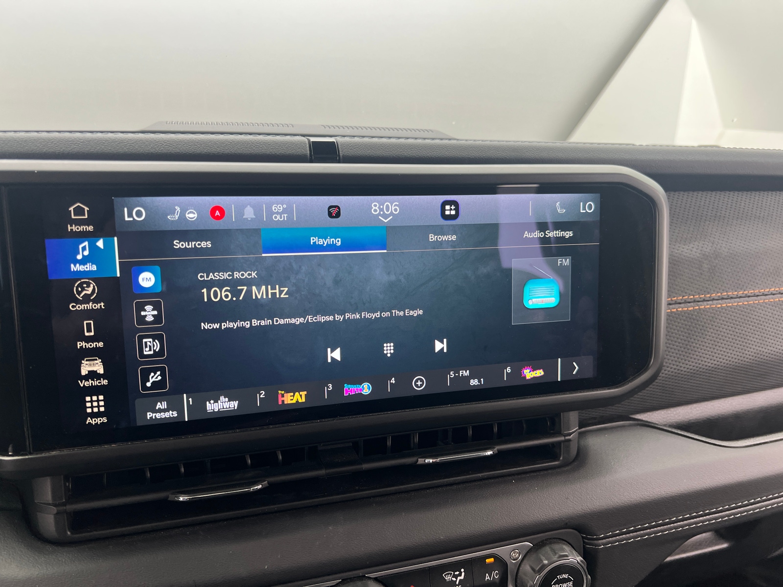 Thumbnail: 2024 Jeep Gladiator - 4