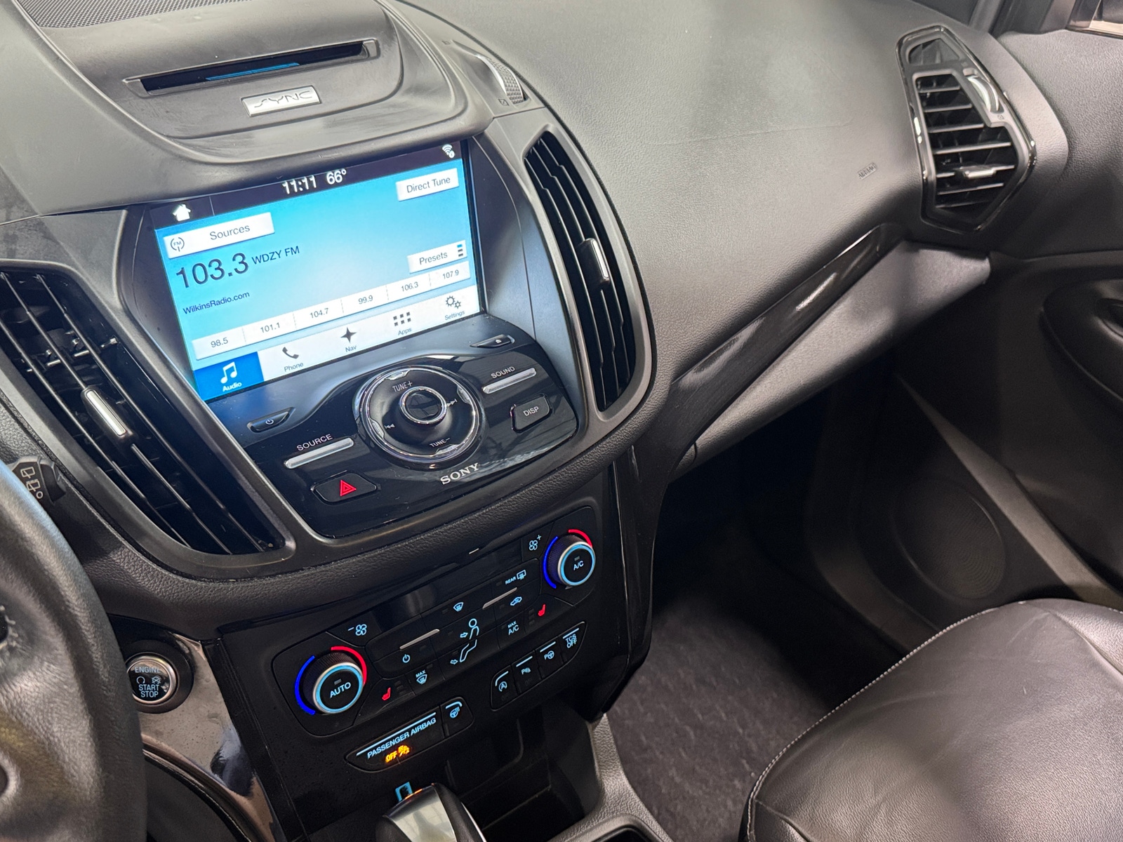 Thumbnail: 2018 Ford Escape - 3