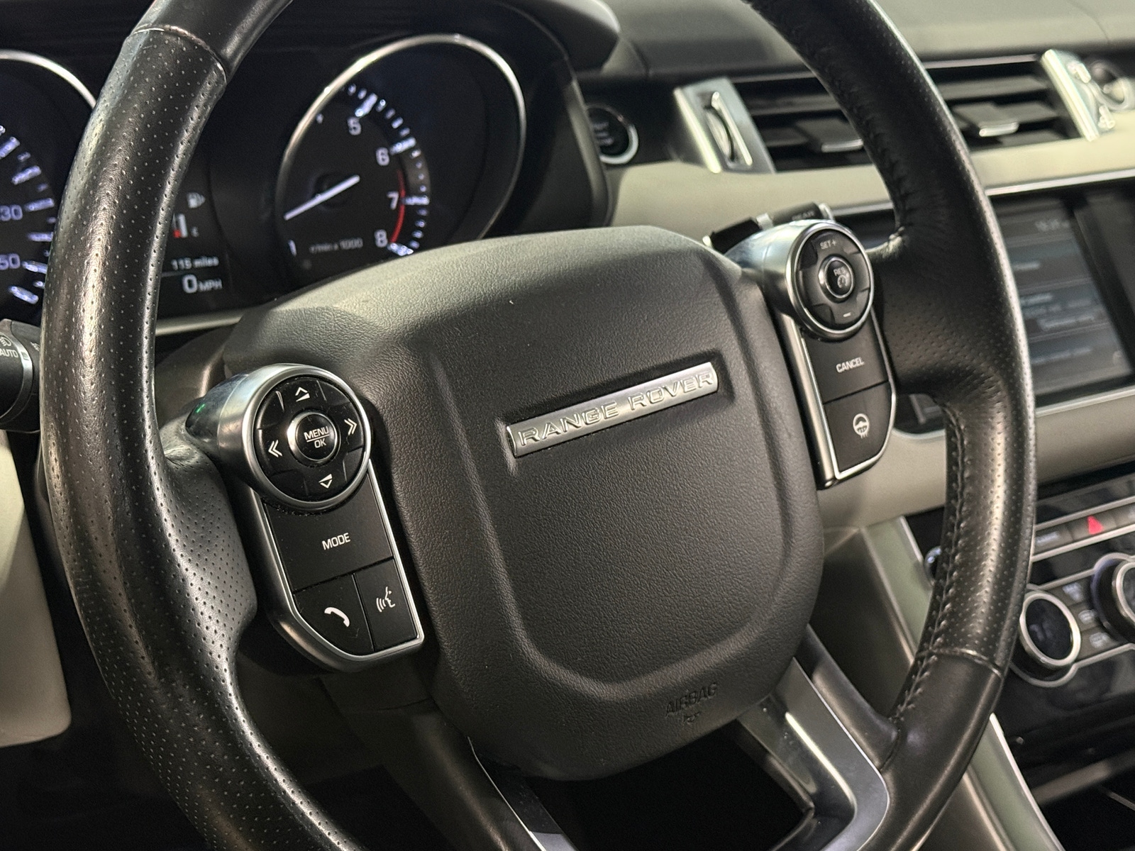 Thumbnail: 2015 Land Rover Range Rover Sport - 4