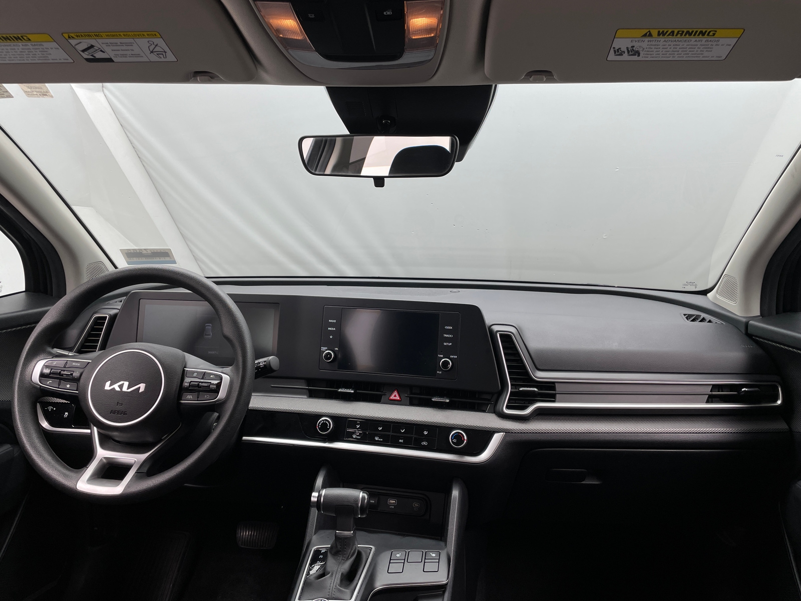 Thumbnail: 2023 Kia Sportage - 3