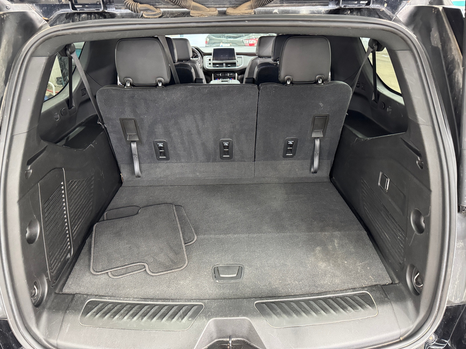 Thumbnail: 2021 Chevrolet Suburban - 6