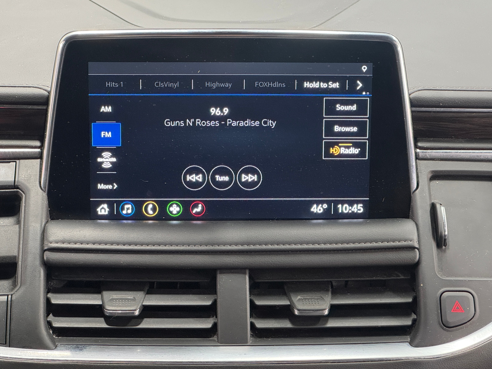 Thumbnail: 2021 Chevrolet Suburban - 3