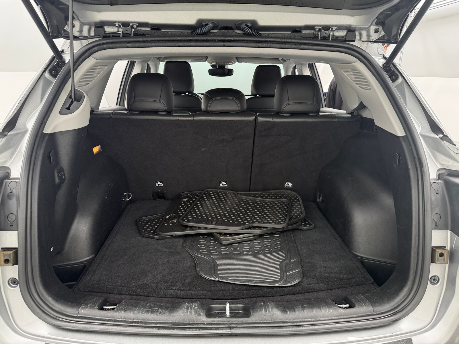 Thumbnail: 2022 Jeep Compass - 7