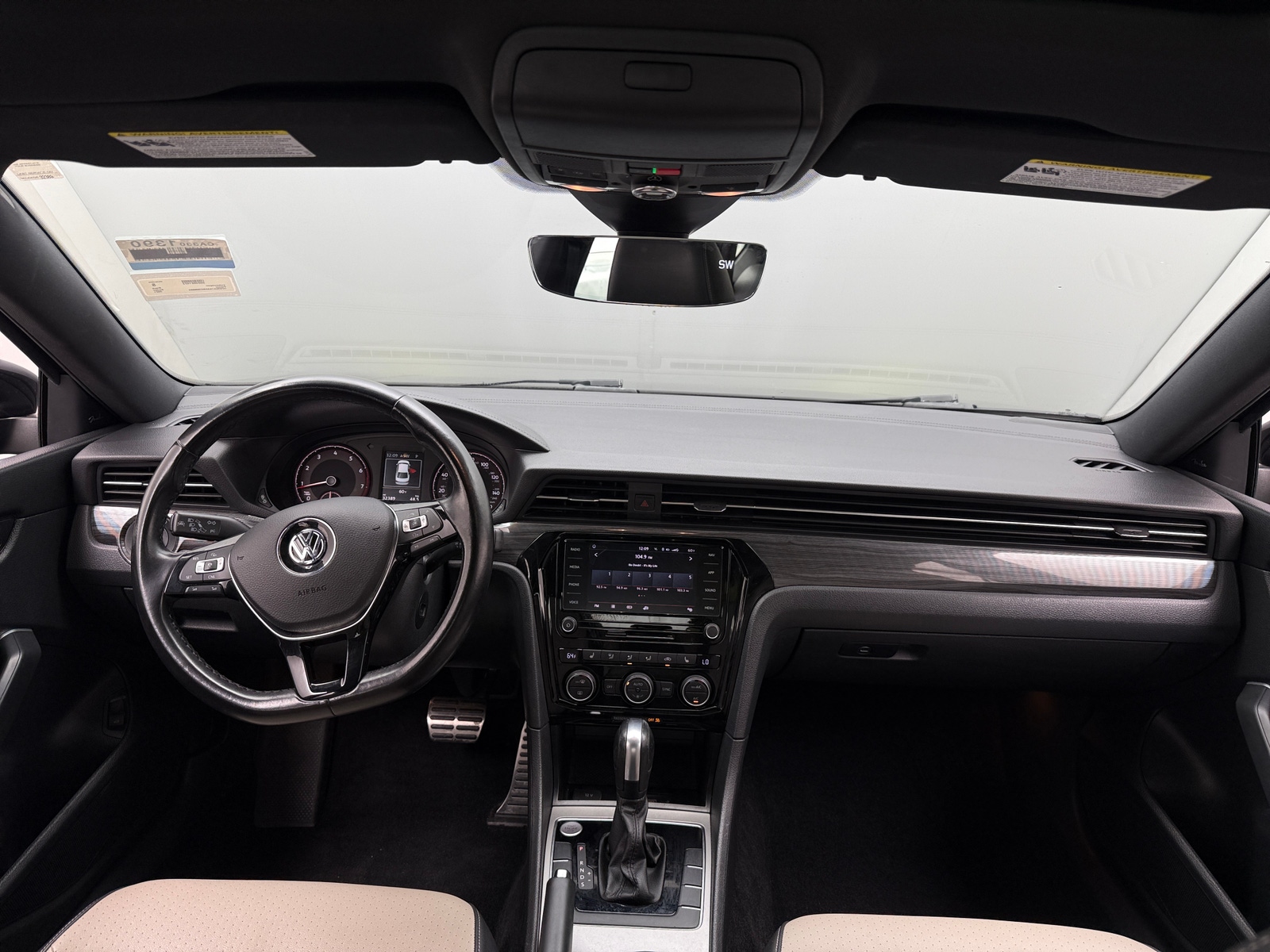 Thumbnail: 2021 Volkswagen Passat - 2