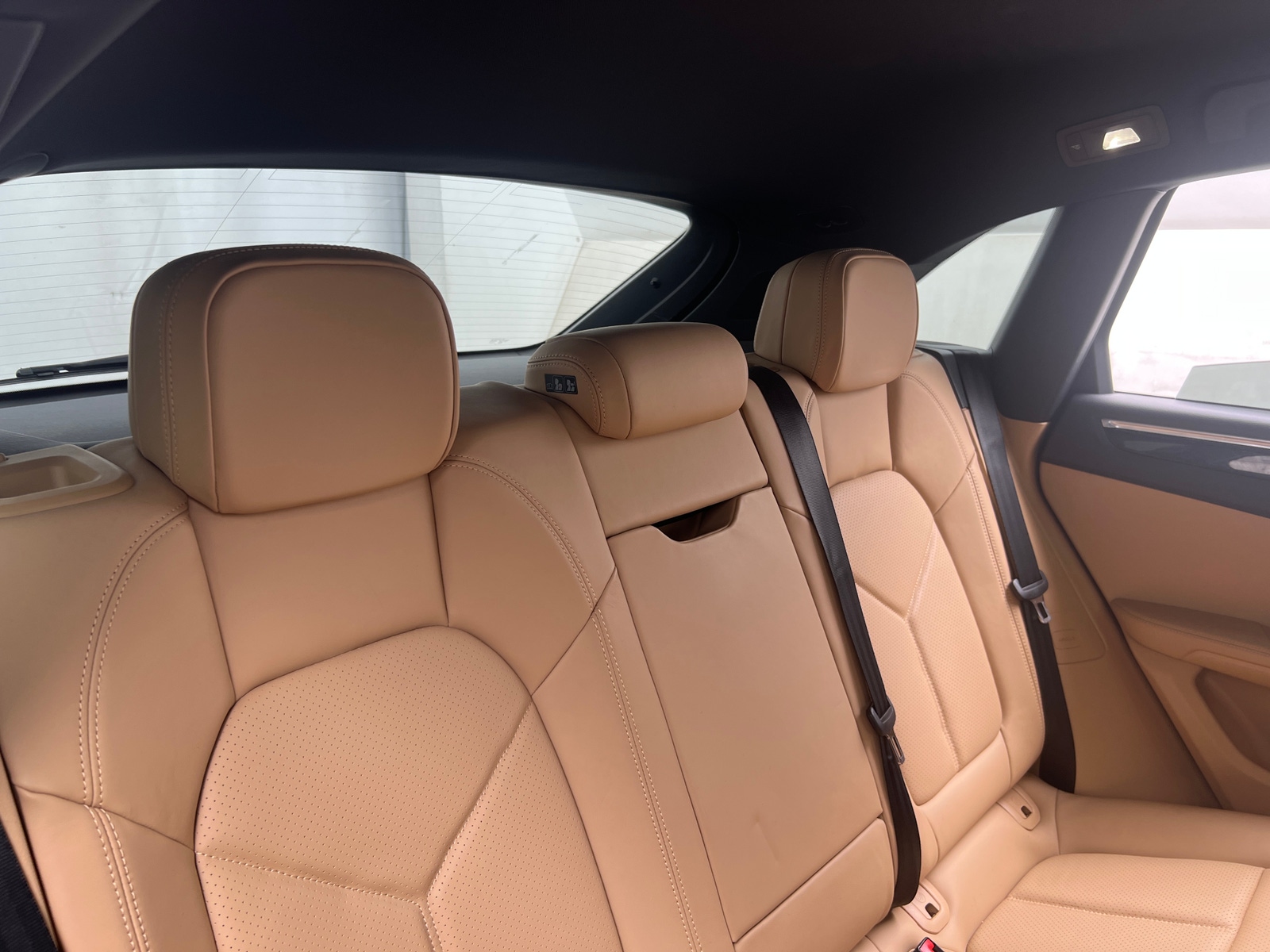 Thumbnail: 2017 Porsche Macan - 5