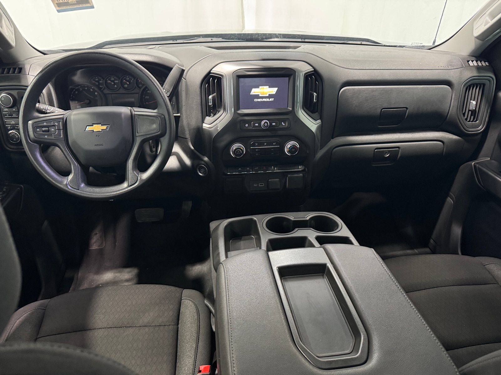 Thumbnail: 2024 Chevrolet Silverado 1500 - 3