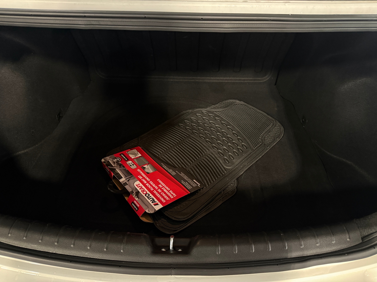 Thumbnail: 2023 Kia Rio - 7