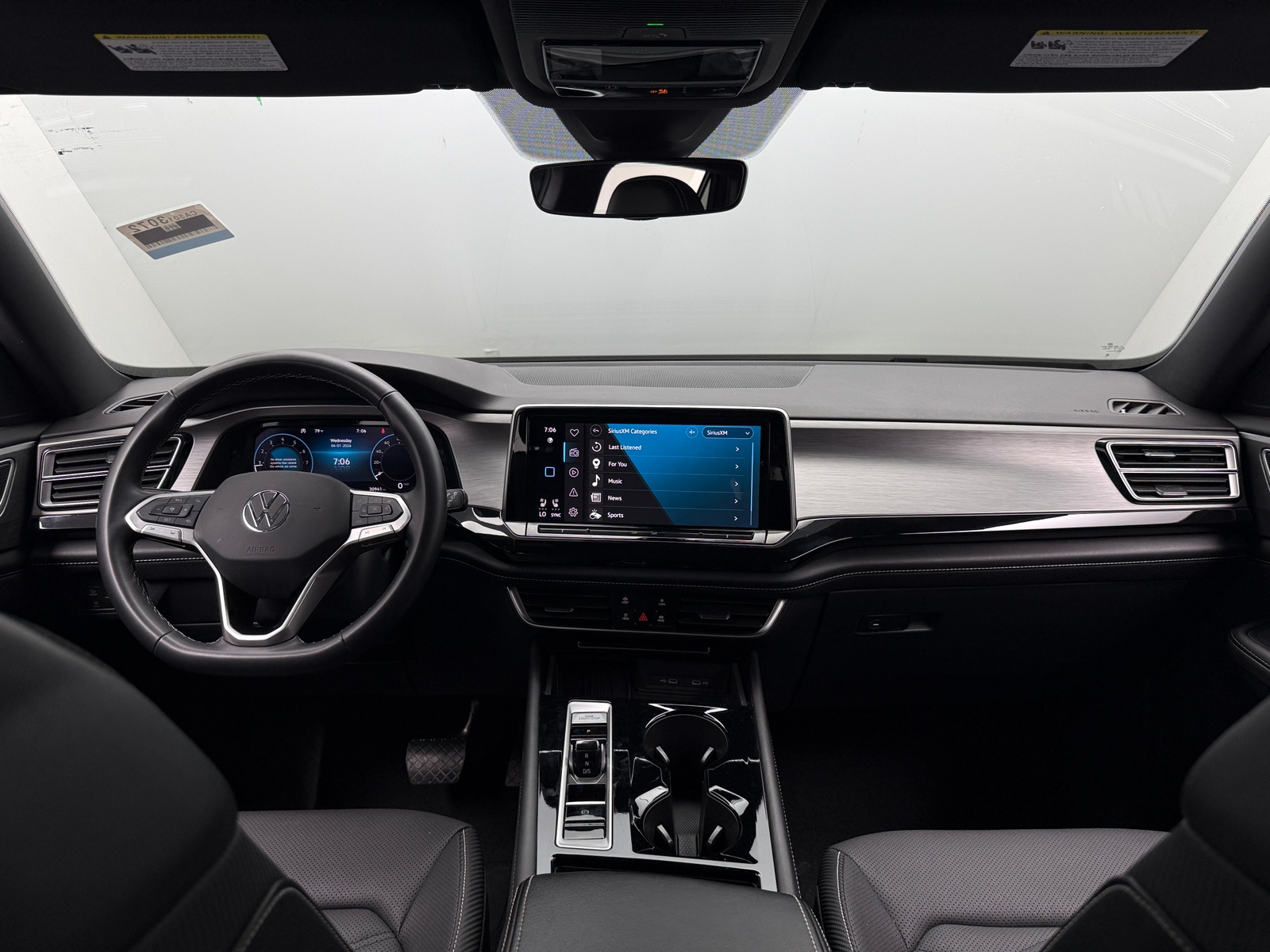 Thumbnail: 2025 Volkswagen Atlas - 3