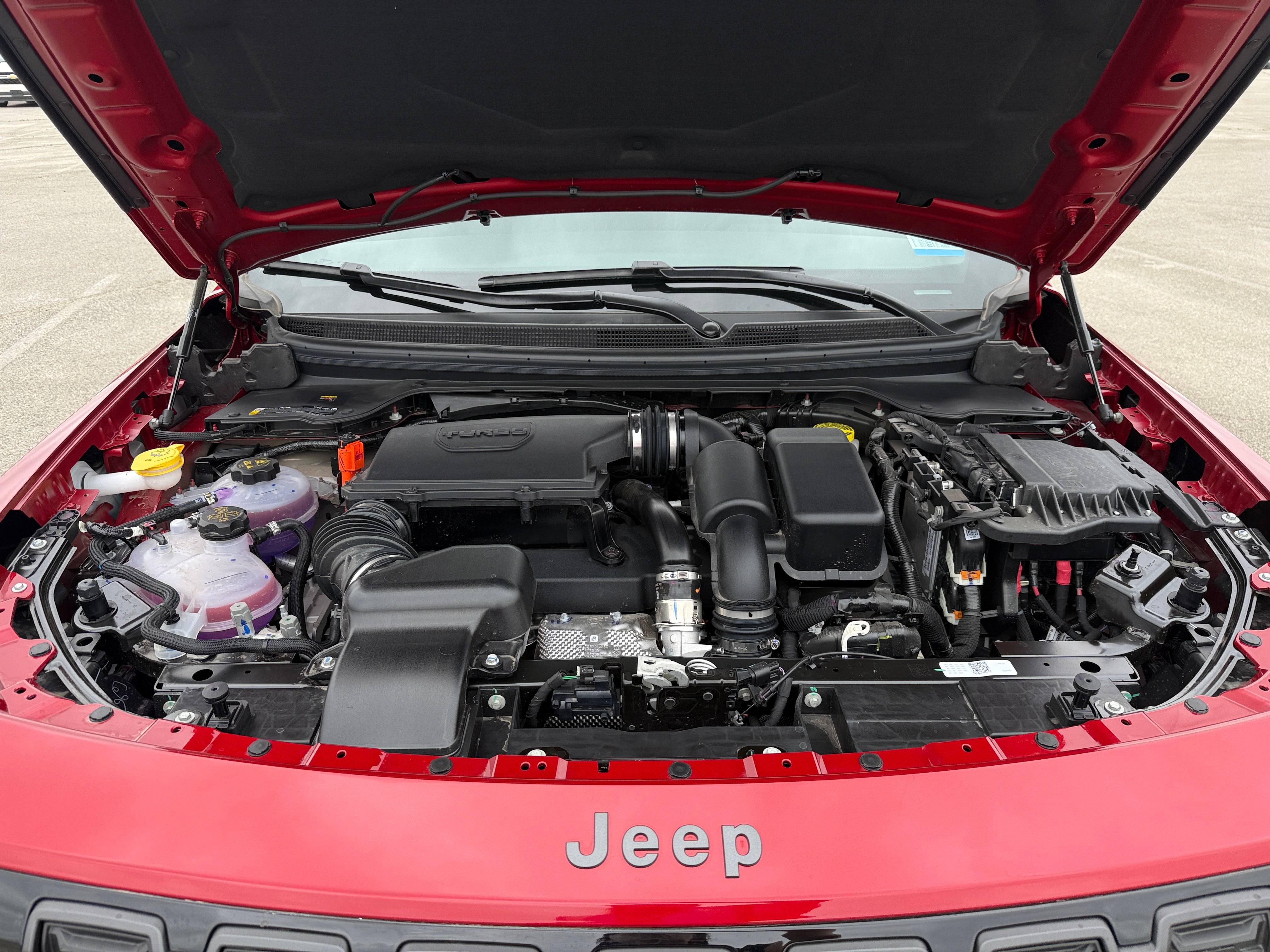 2026 Jeep Cherokee Laredo HEV 4X4's photo