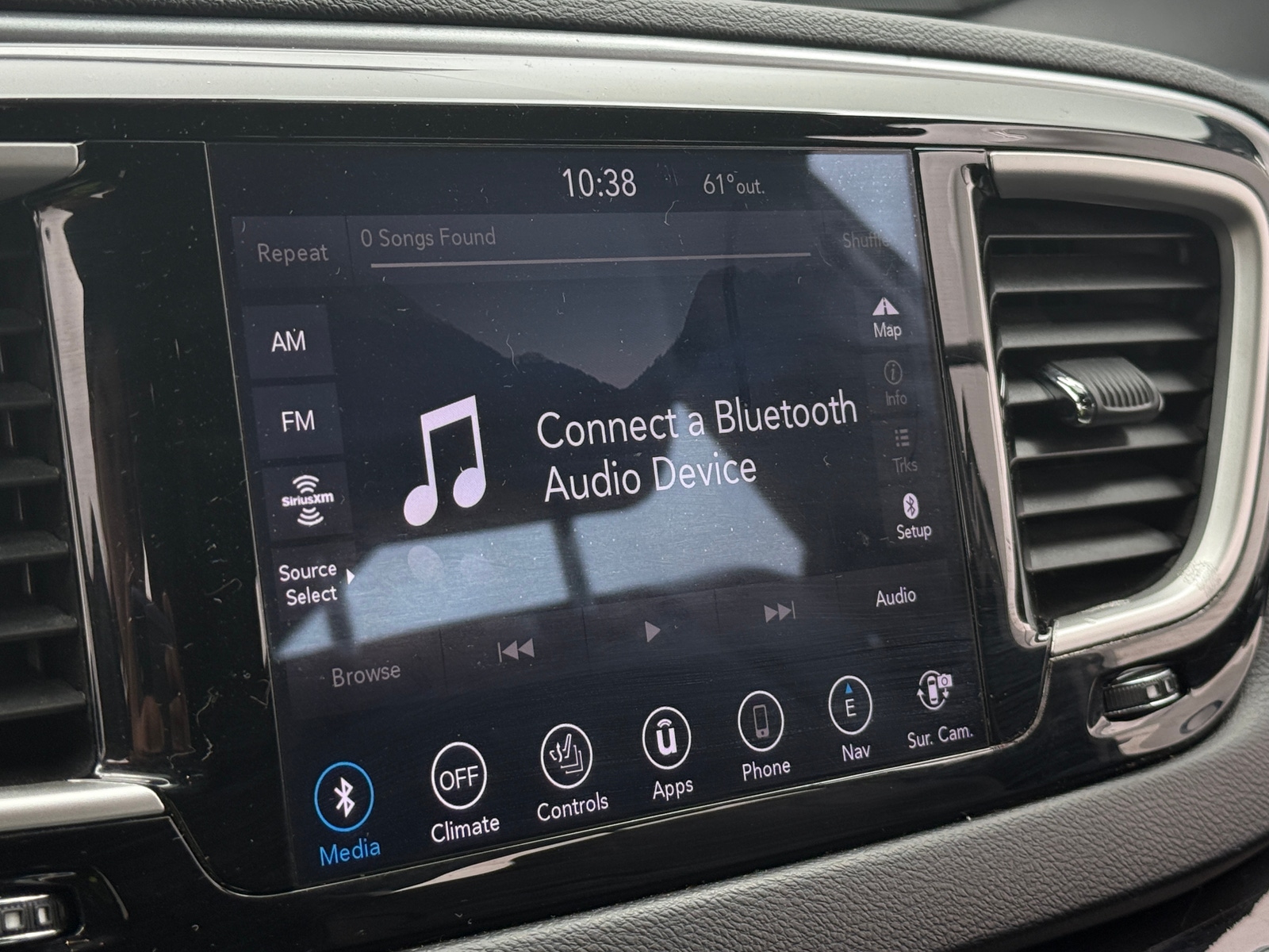 Thumbnail: 2020 Chrysler Pacifica - 3