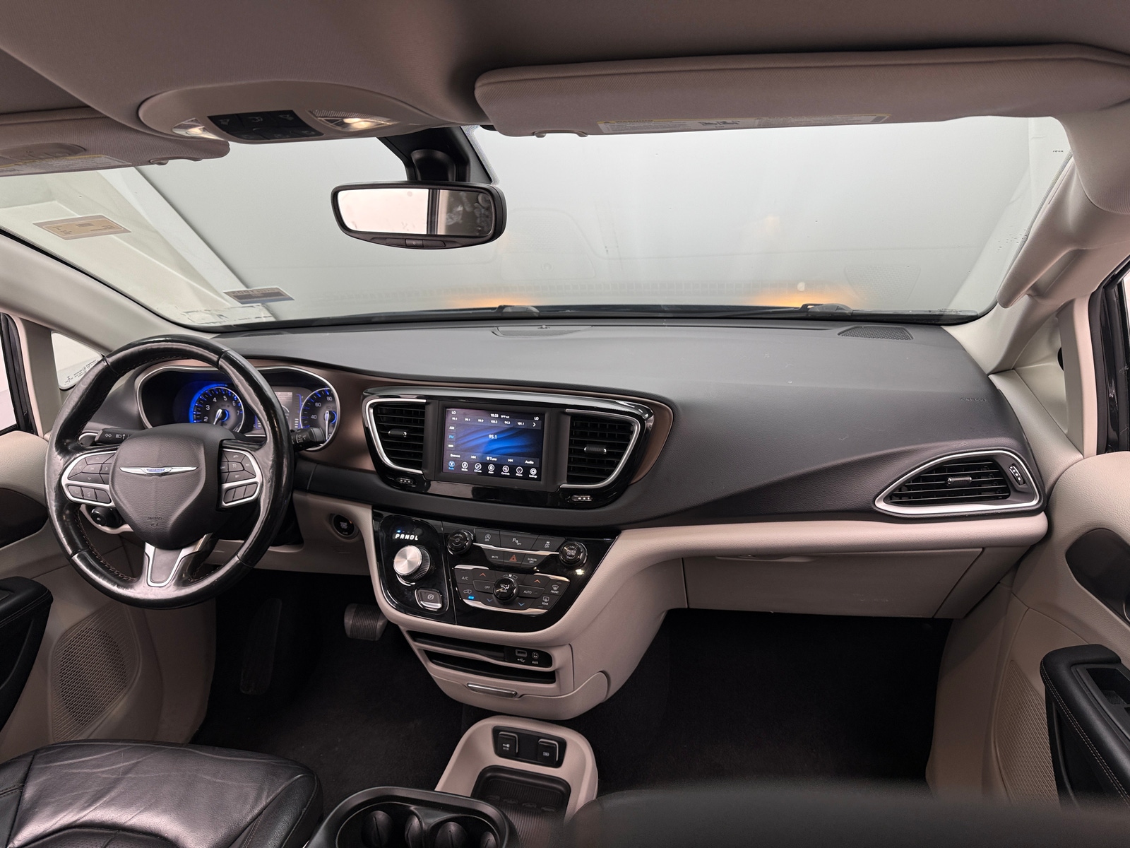 Thumbnail: 2019 Chrysler Pacifica - 2