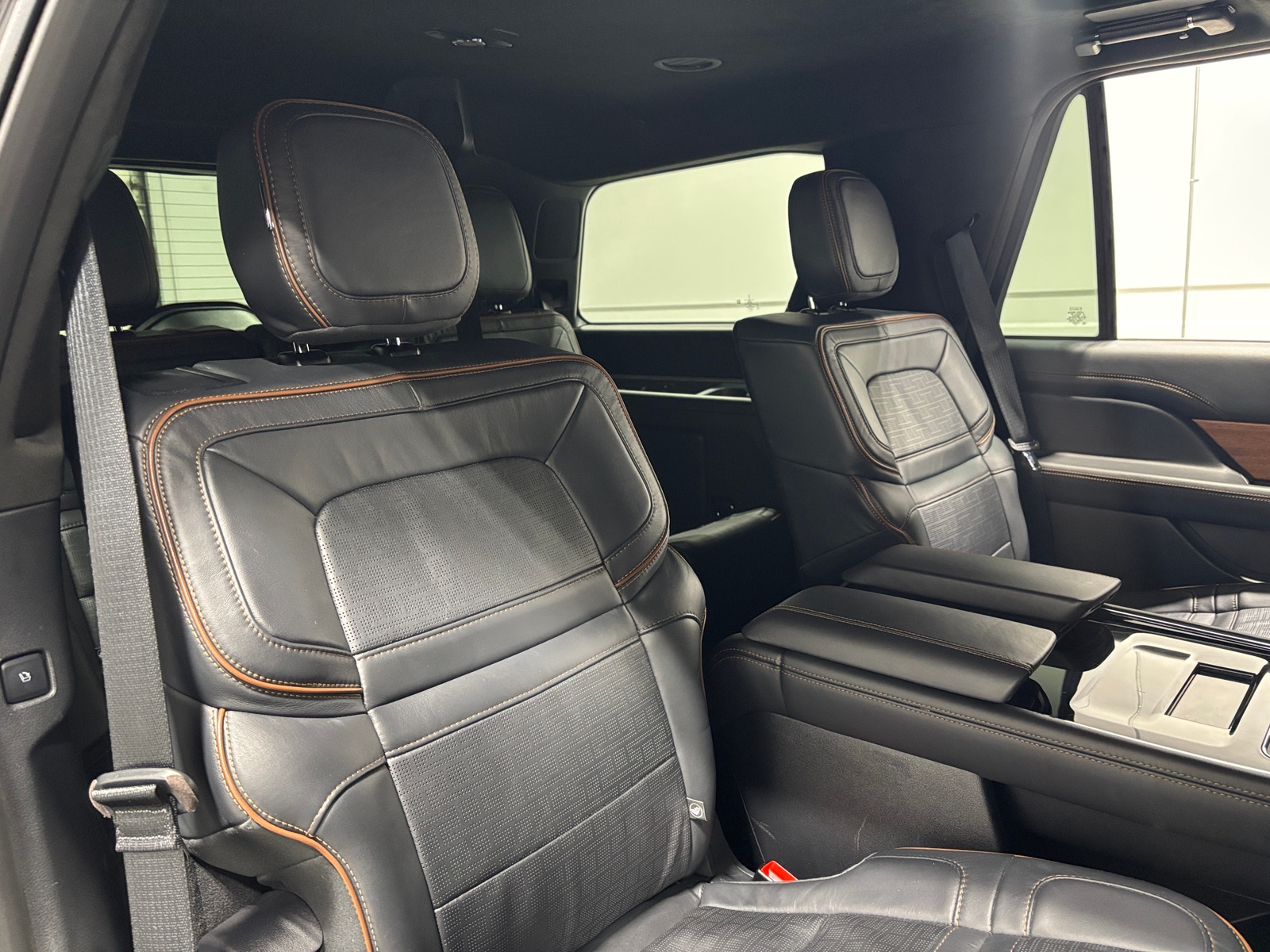 Thumbnail: 2023 Lincoln Navigator - 5