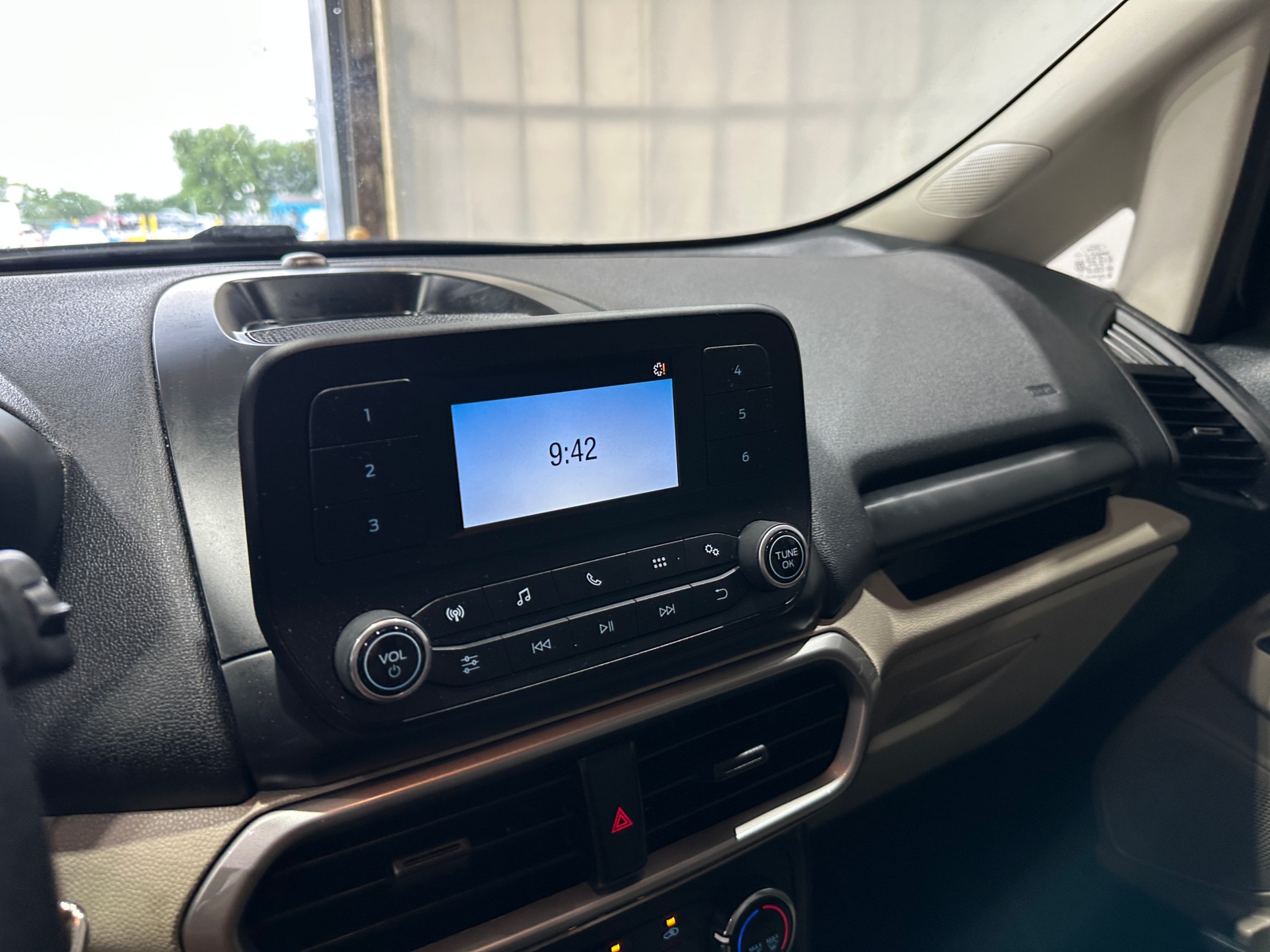 Thumbnail: 2019 Ford EcoSport - 4