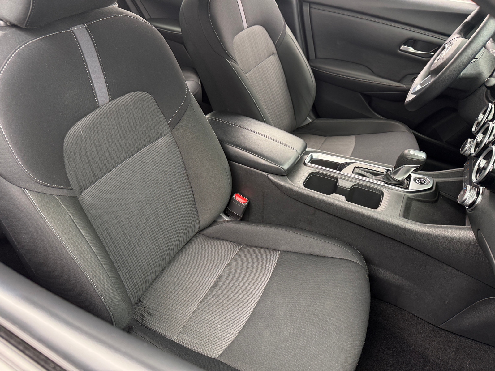 Thumbnail: 2025 Nissan Sentra - 2