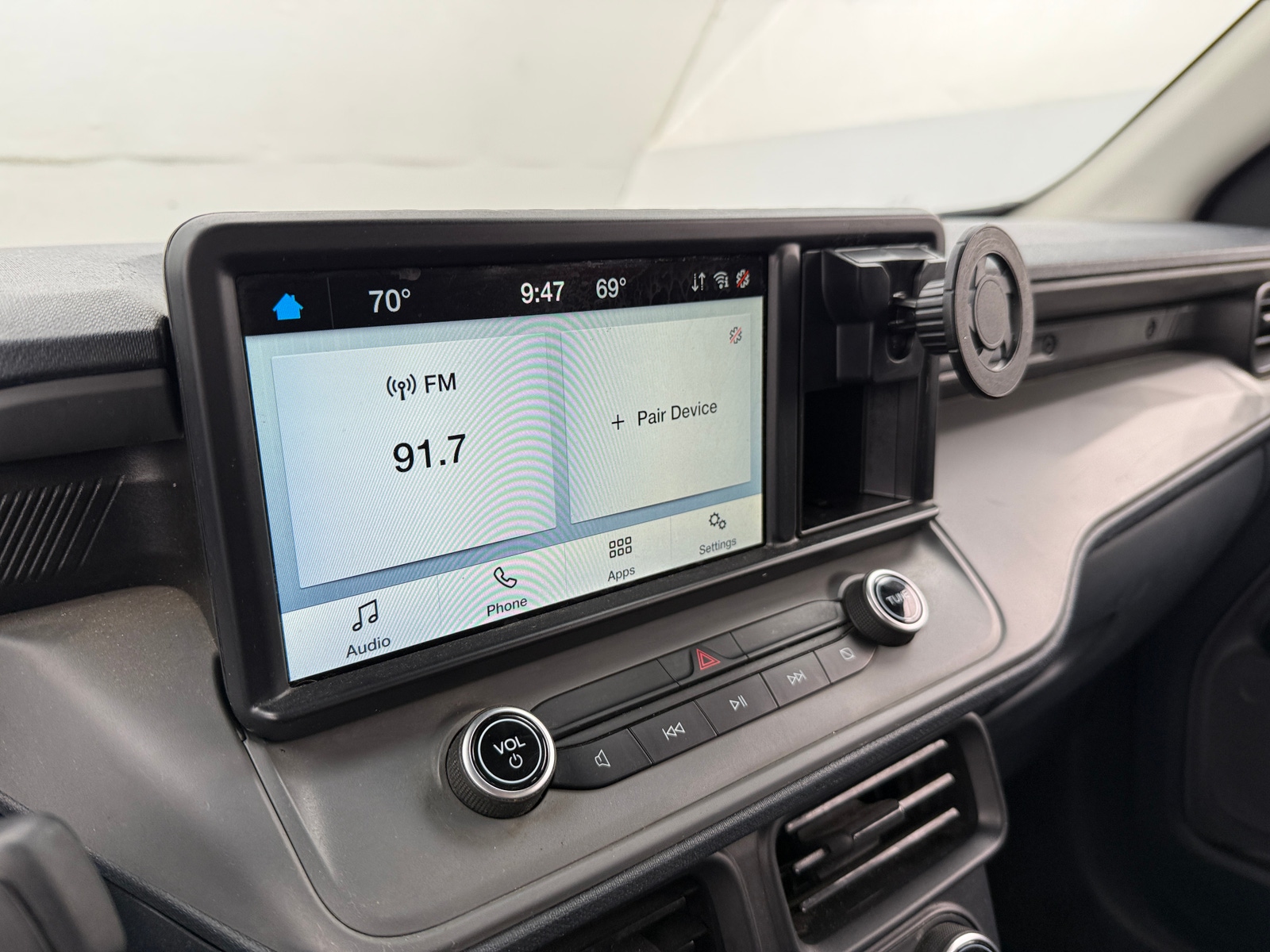 Thumbnail: 2022 Ford Maverick - 4