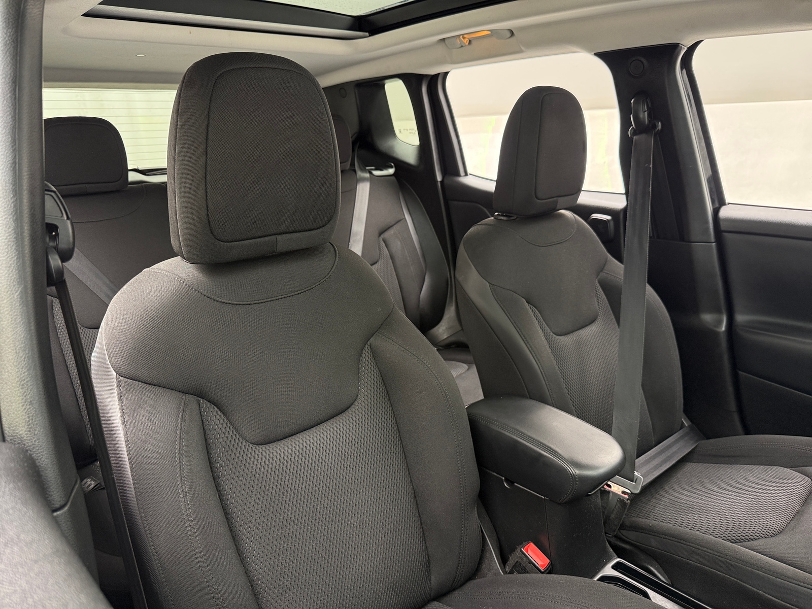 Thumbnail: 2018 Jeep Renegade - 2