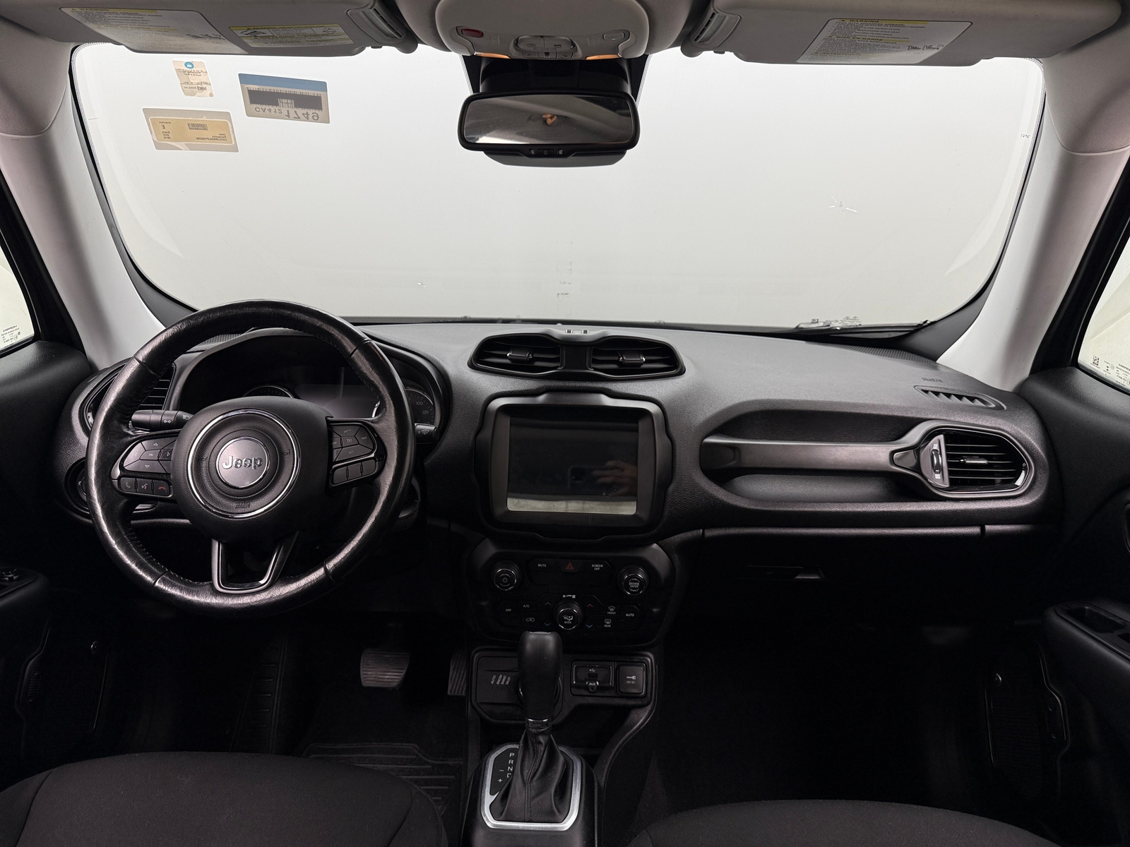 Thumbnail: 2018 Jeep Renegade - 3