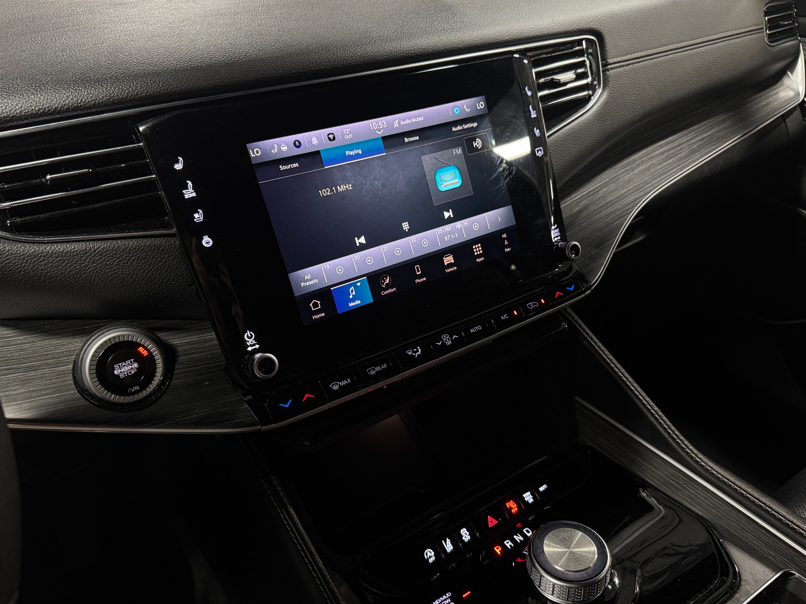 Thumbnail: 2024 Jeep Wagoneer - 3