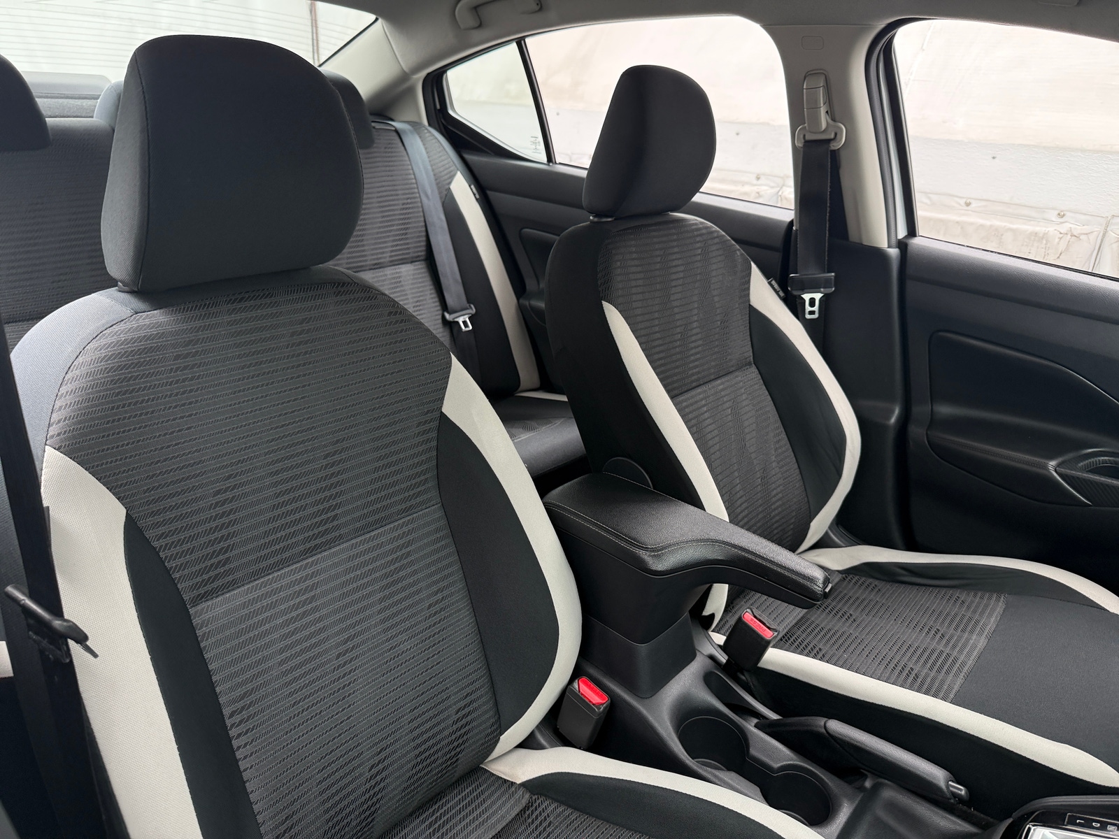 Thumbnail: 2020 Nissan Versa - 2