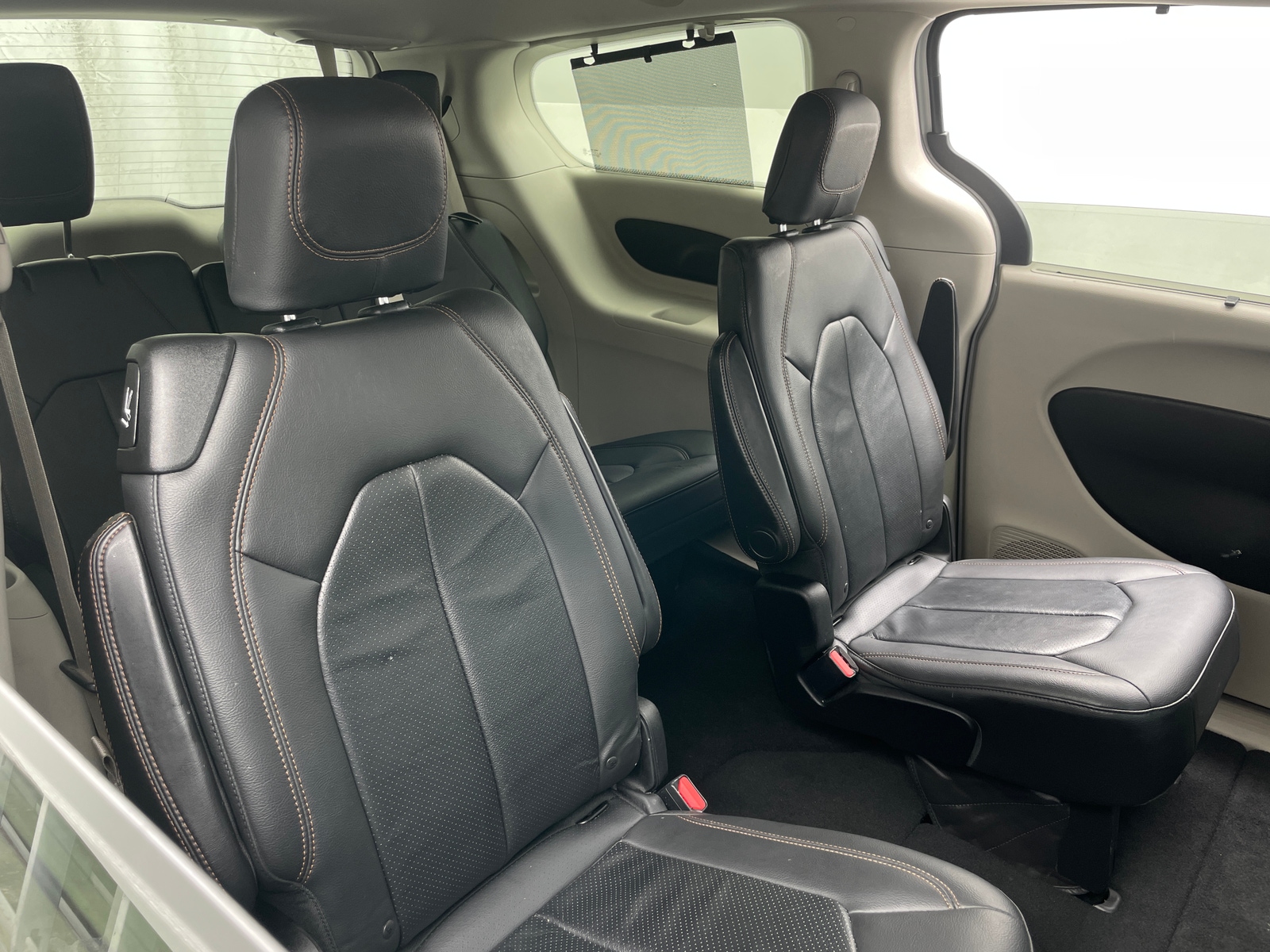 Thumbnail: 2018 Chrysler Pacifica - 5