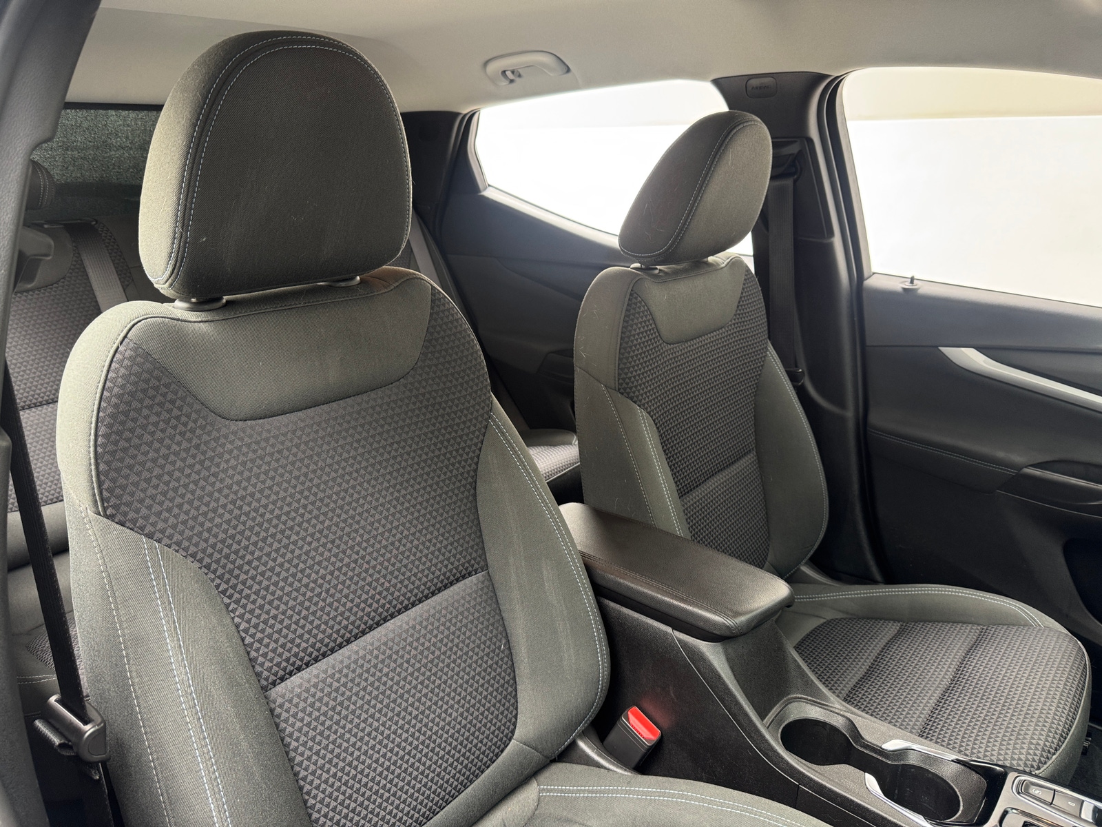 Thumbnail: 2023 Chevrolet Bolt EUV - 2