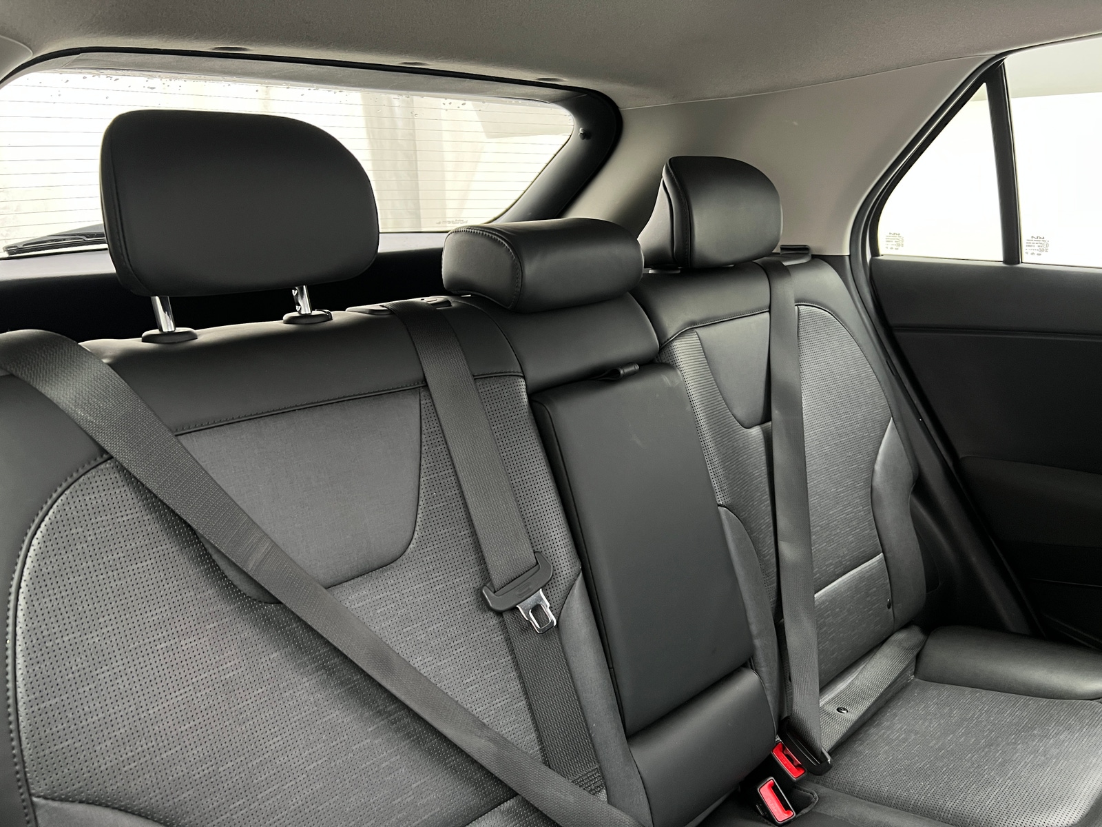 Thumbnail: 2024 Kia Niro - 5