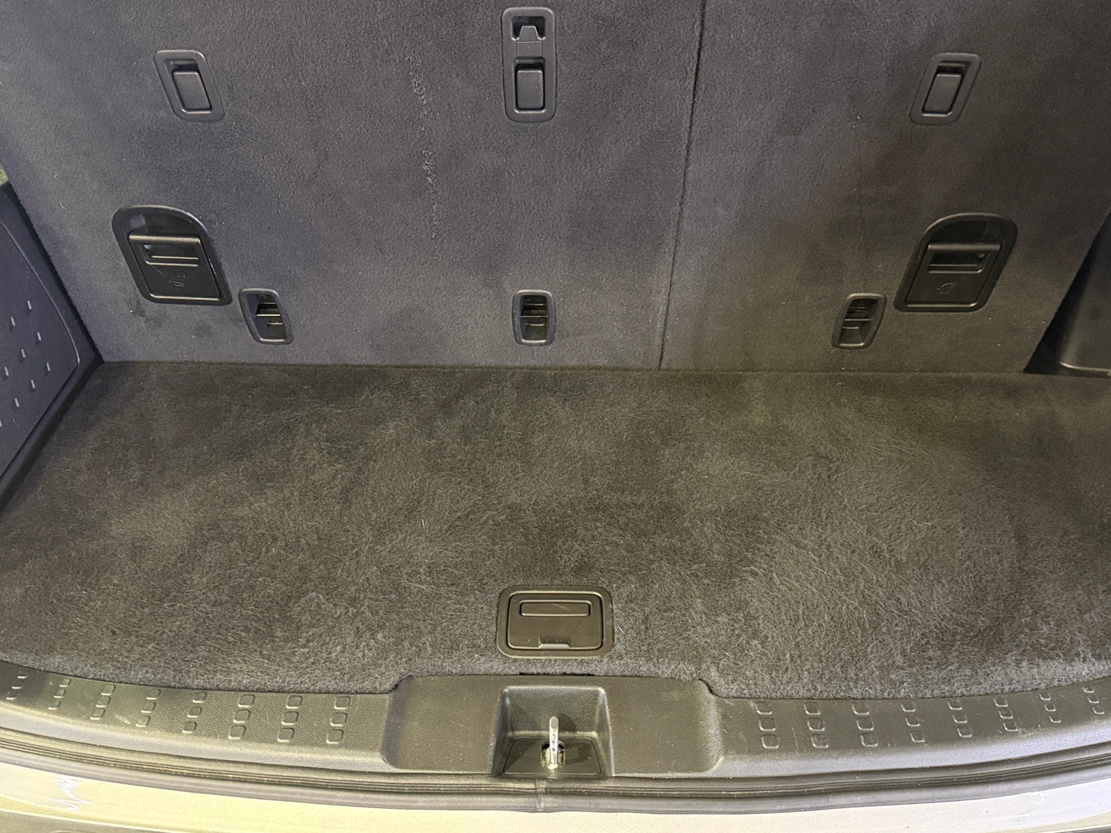 Thumbnail: 2011 Honda Pilot - 6