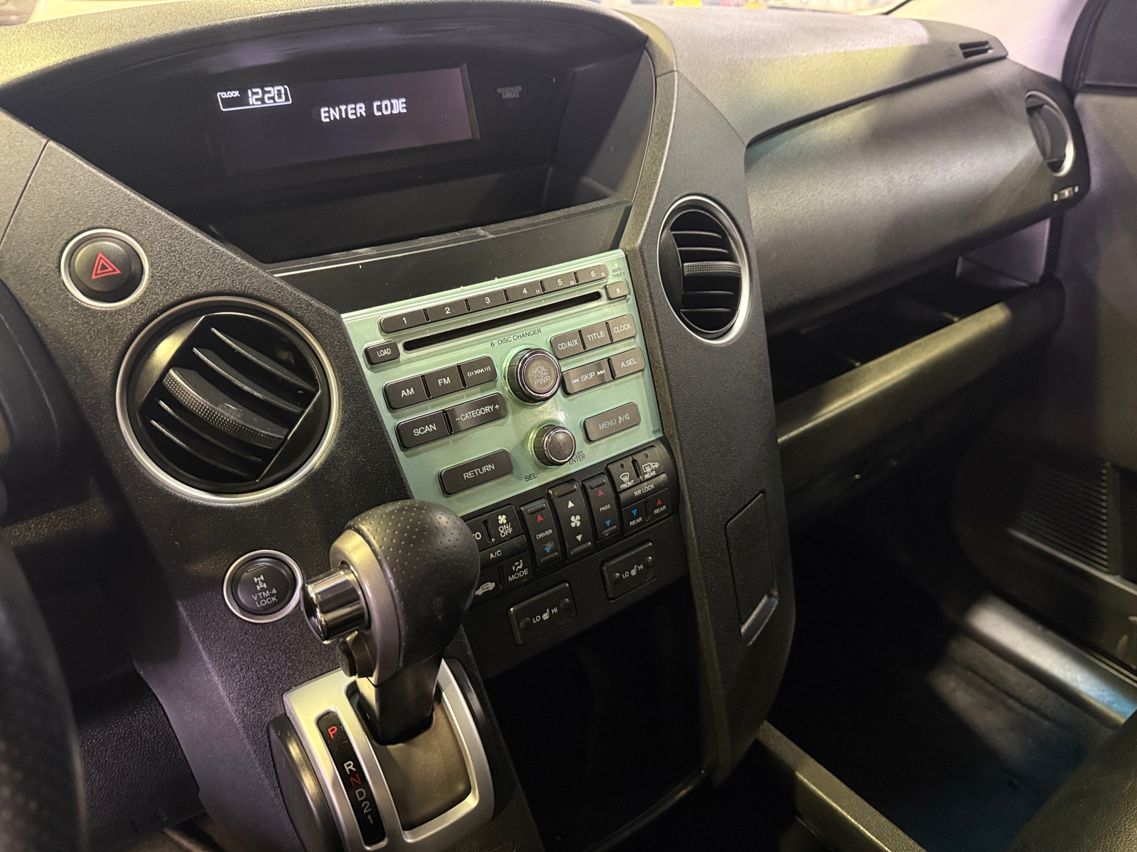 Thumbnail: 2011 Honda Pilot - 3