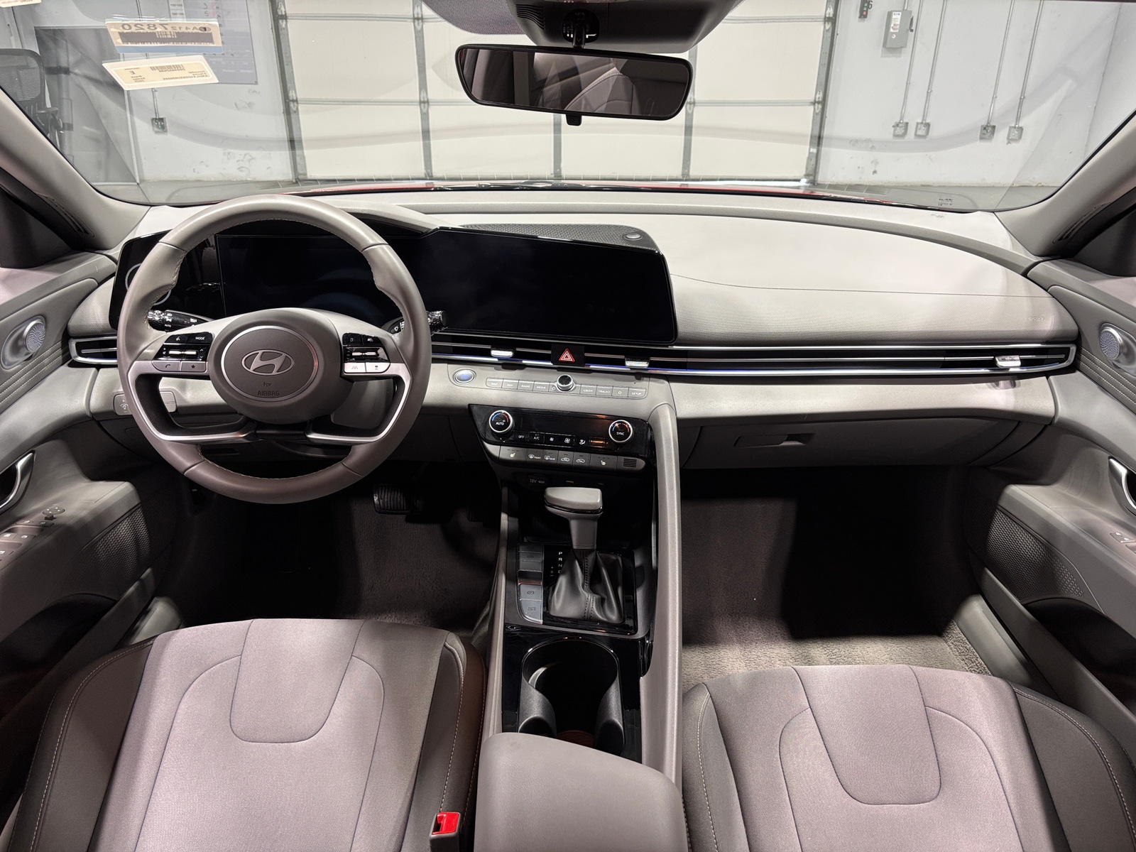 Thumbnail: 2025 Hyundai Elantra - 3