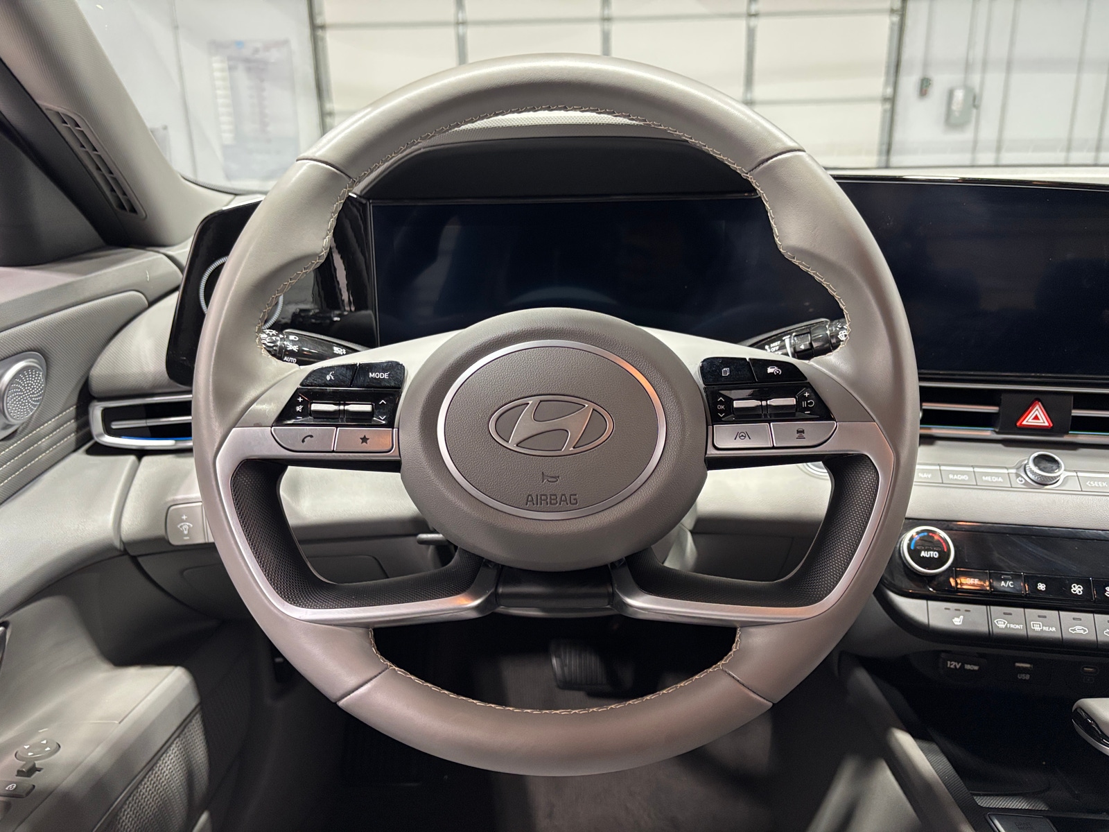 Thumbnail: 2025 Hyundai Elantra - 5