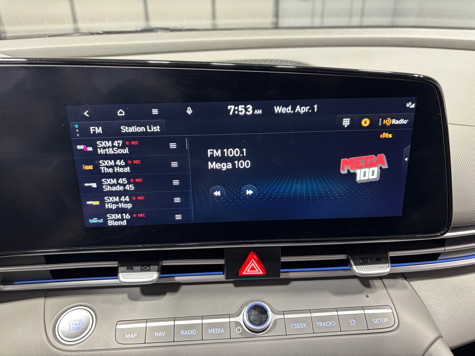 Thumbnail: 2025 Hyundai Elantra - 4