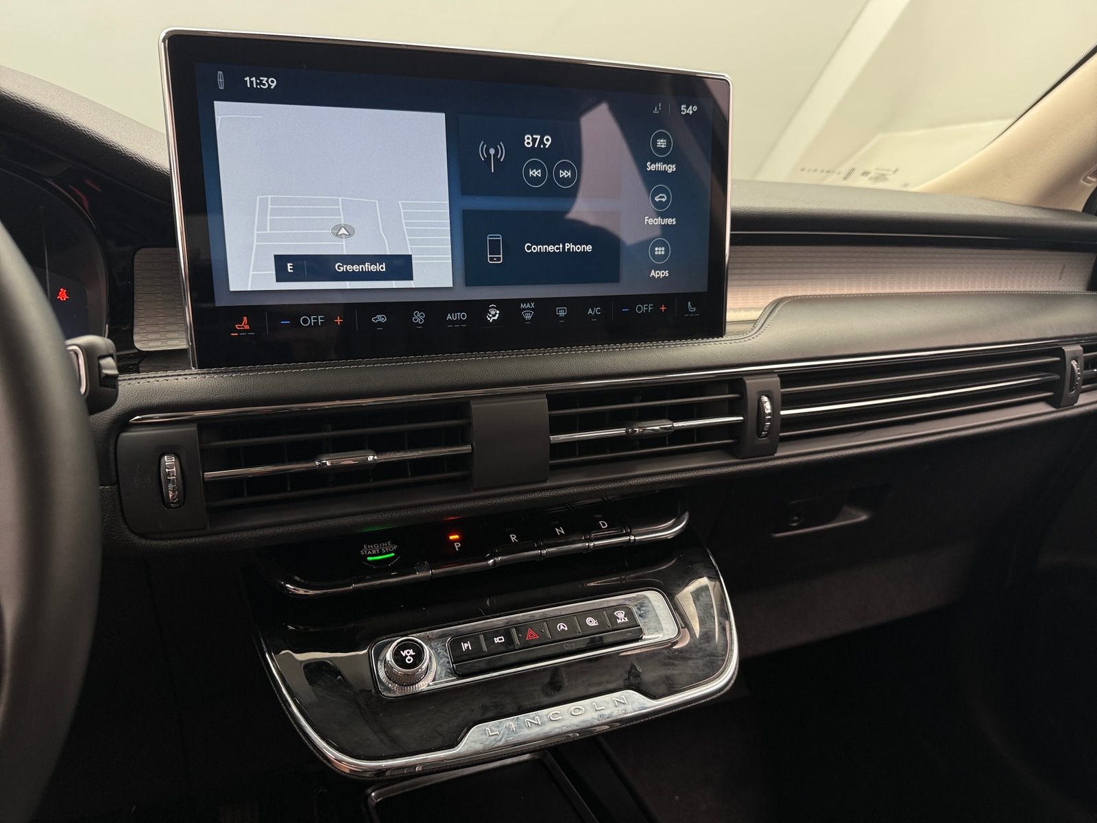 Thumbnail: 2023 Lincoln Corsair - 3