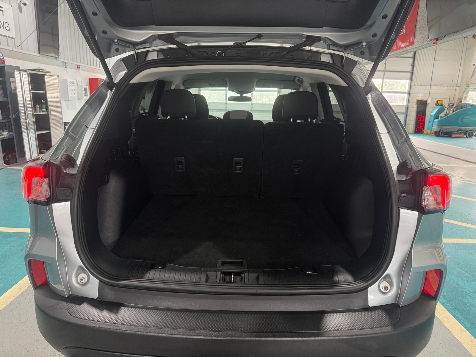 Thumbnail: 2022 Ford Escape - 7