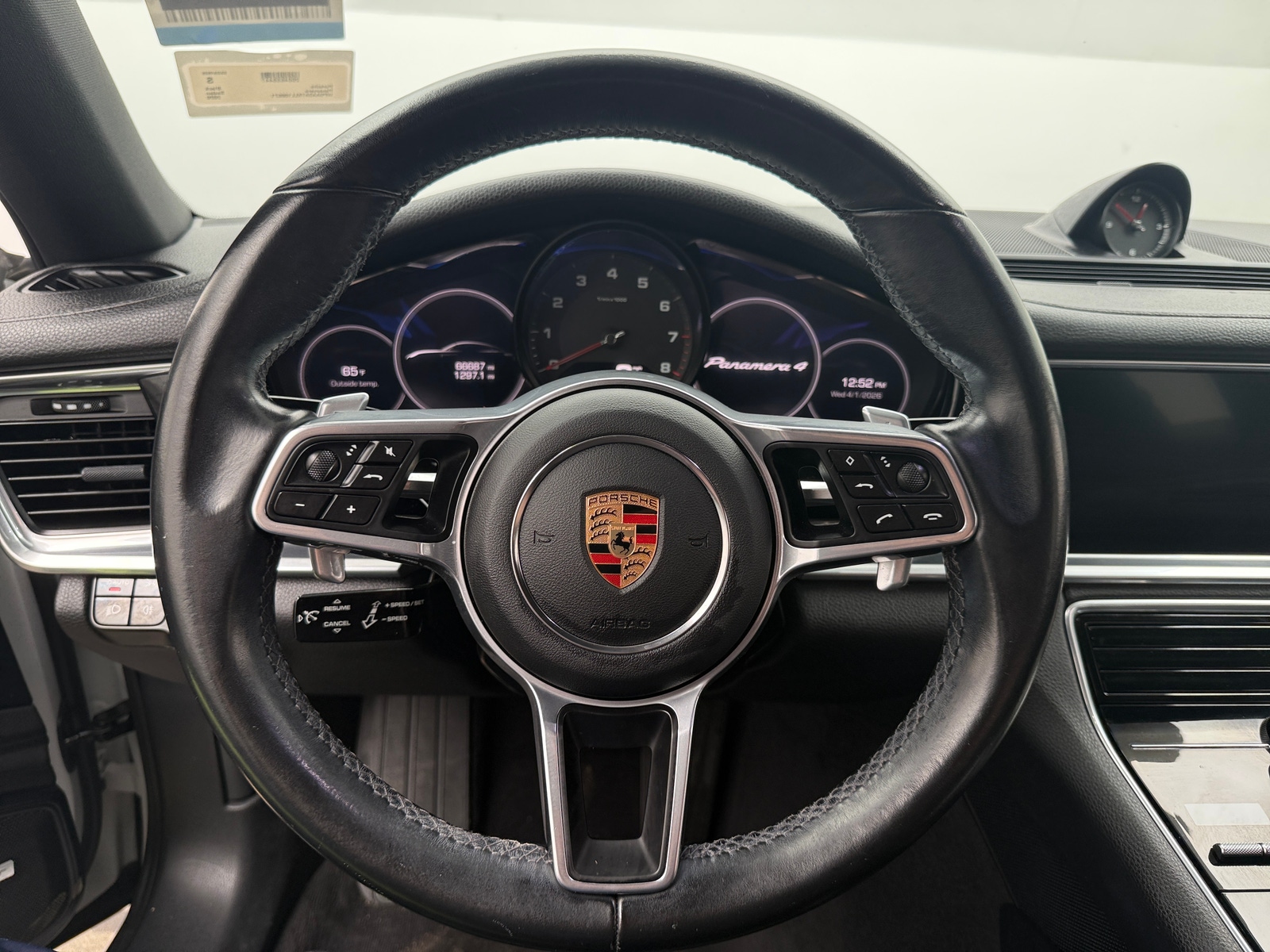 Thumbnail: 2020 Porsche Panamera - 4