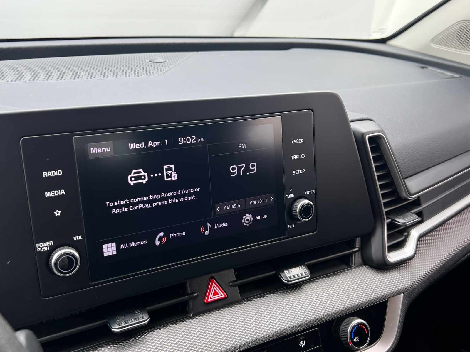 Thumbnail: 2025 Kia Sportage - 4