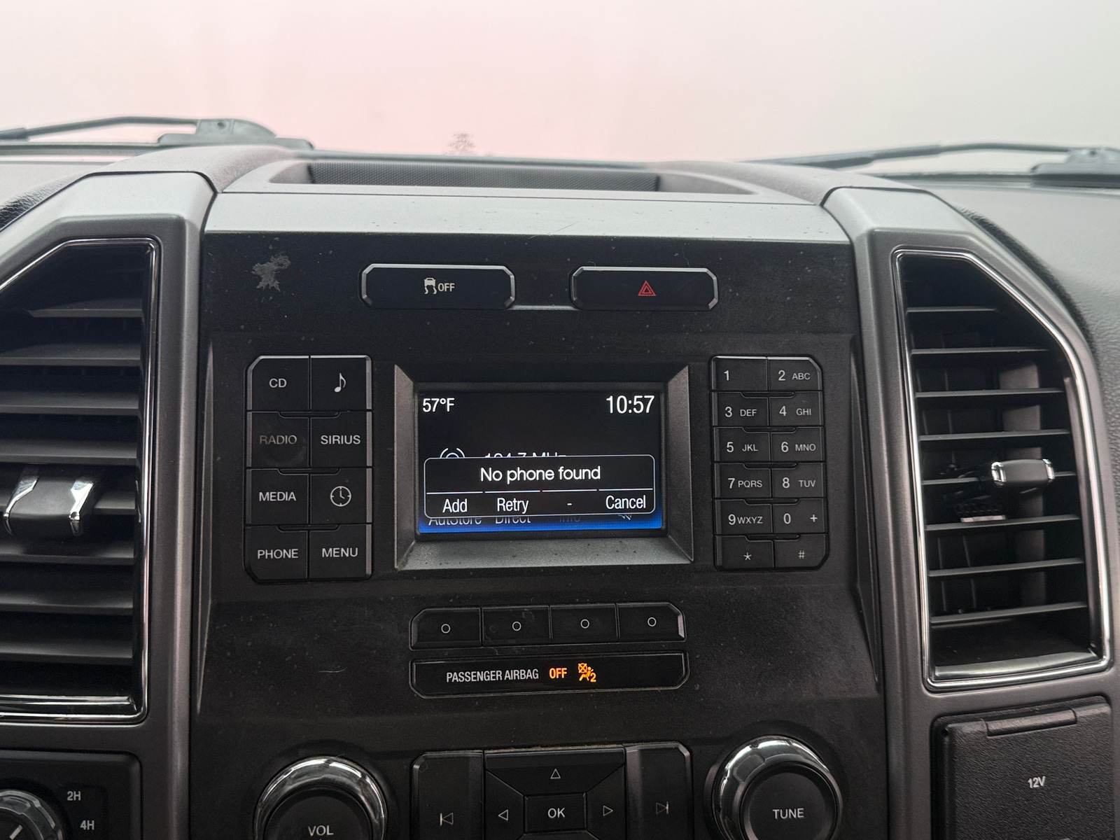 Thumbnail: 2017 Ford Econoline - 4