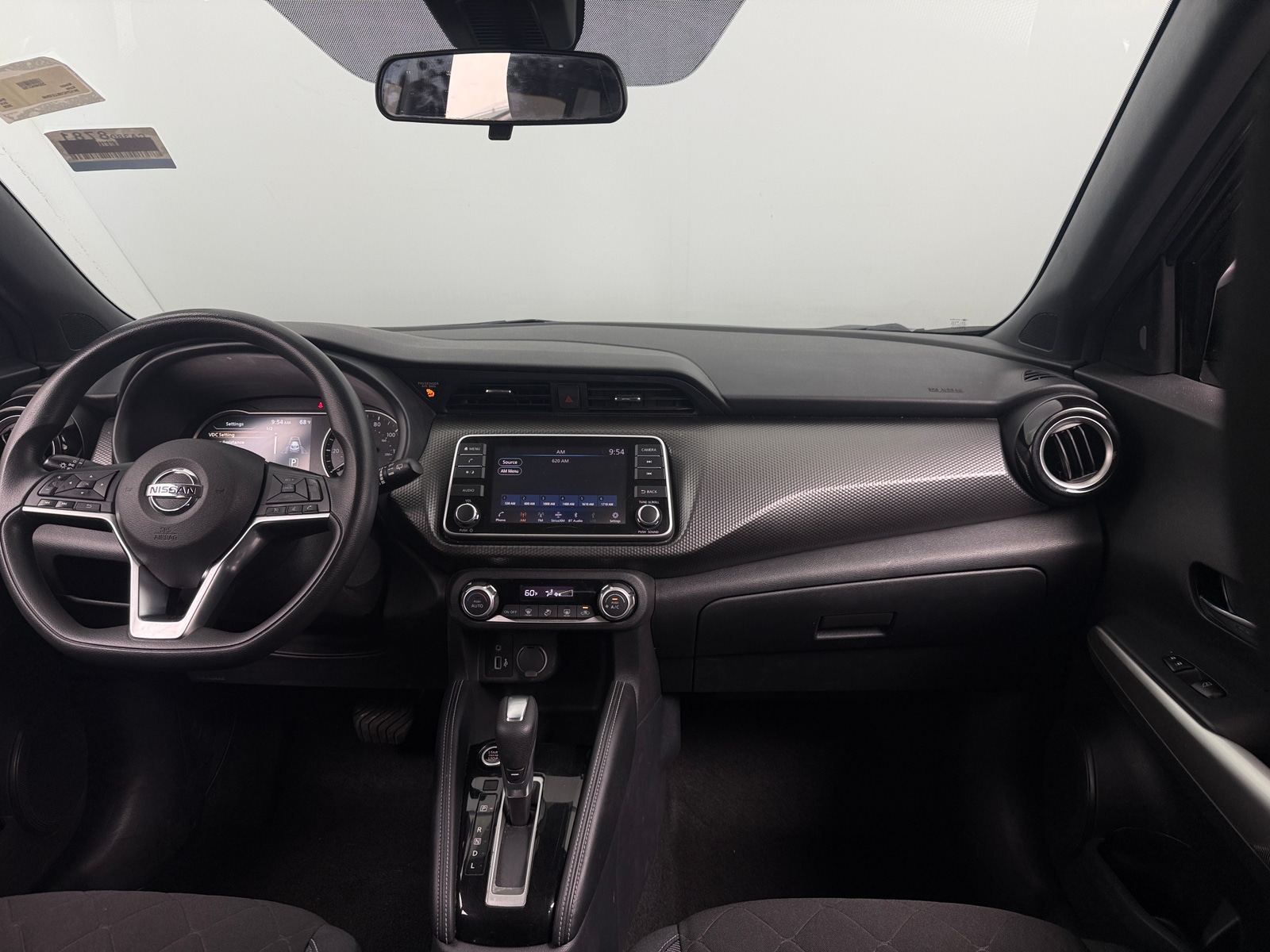 Thumbnail: 2020 Nissan Kicks - 3