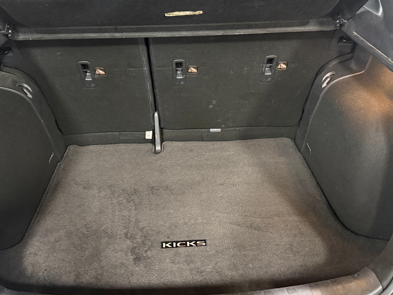 Thumbnail: 2020 Nissan Kicks - 7