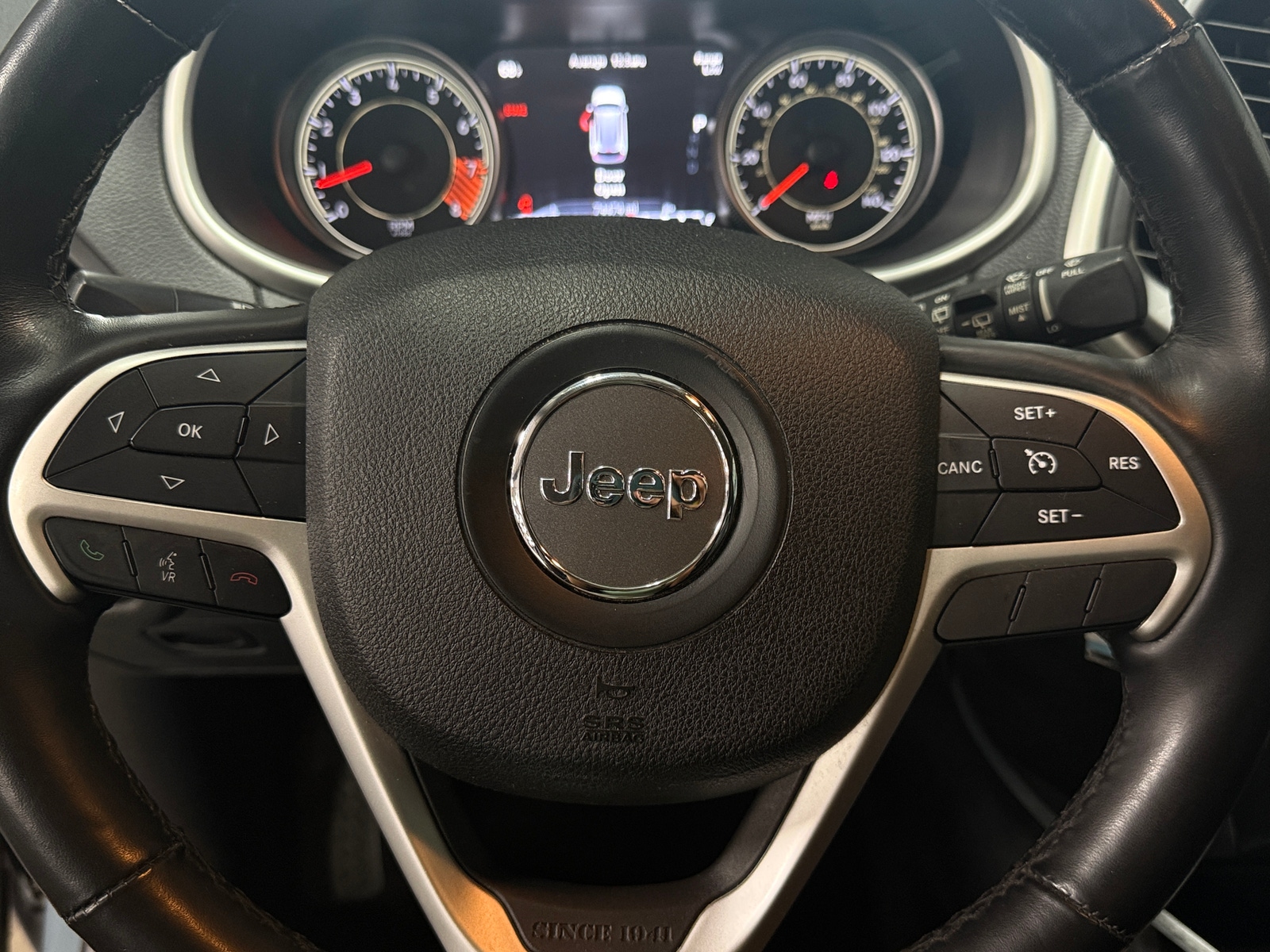 Thumbnail: 2015 Jeep Cherokee - 4