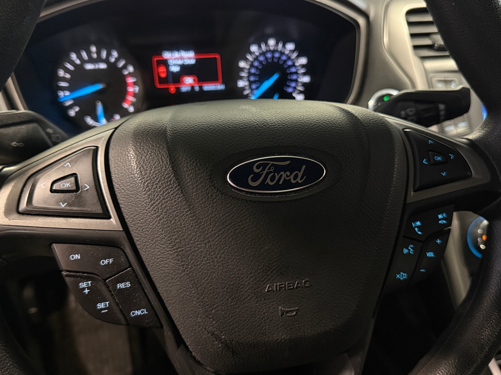 Thumbnail: 2017 Ford Fusion - 5