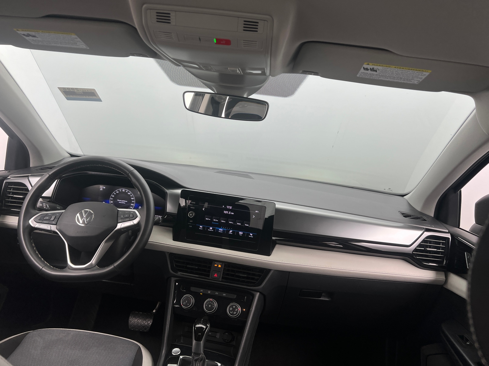 Thumbnail: 2025 Volkswagen Taos - 3