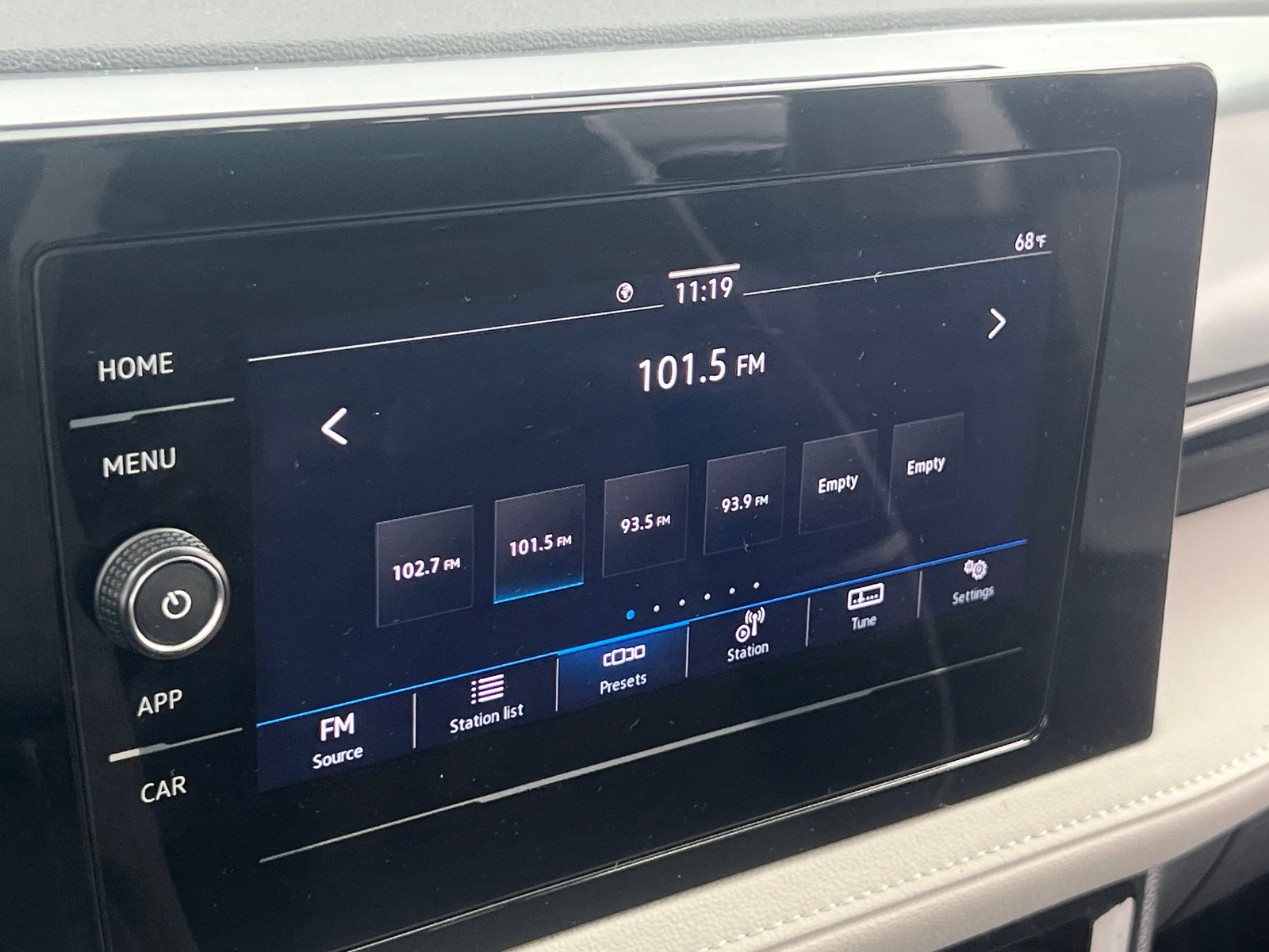 Thumbnail: 2025 Volkswagen Taos - 4