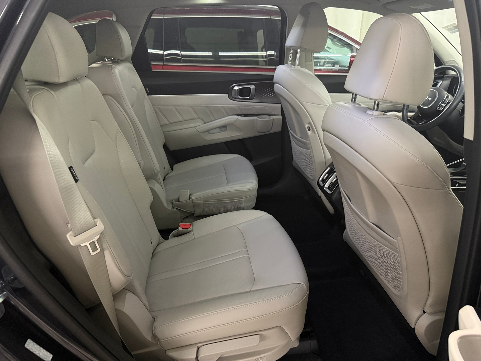 Thumbnail: 2025 Kia Sorento - 5