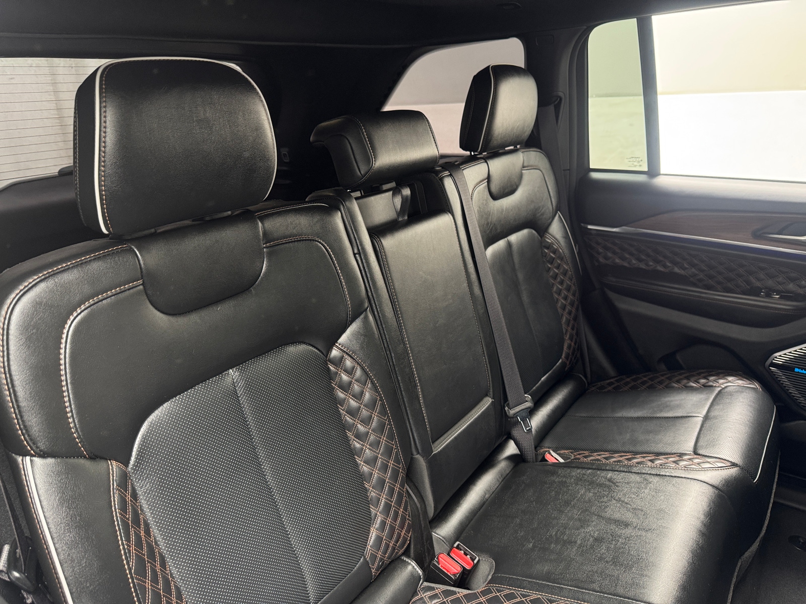 Thumbnail: 2023 Jeep Grand Cherokee - 5