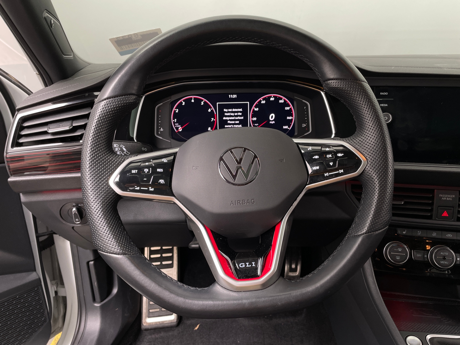Thumbnail: 2023 Volkswagen Jetta - 4