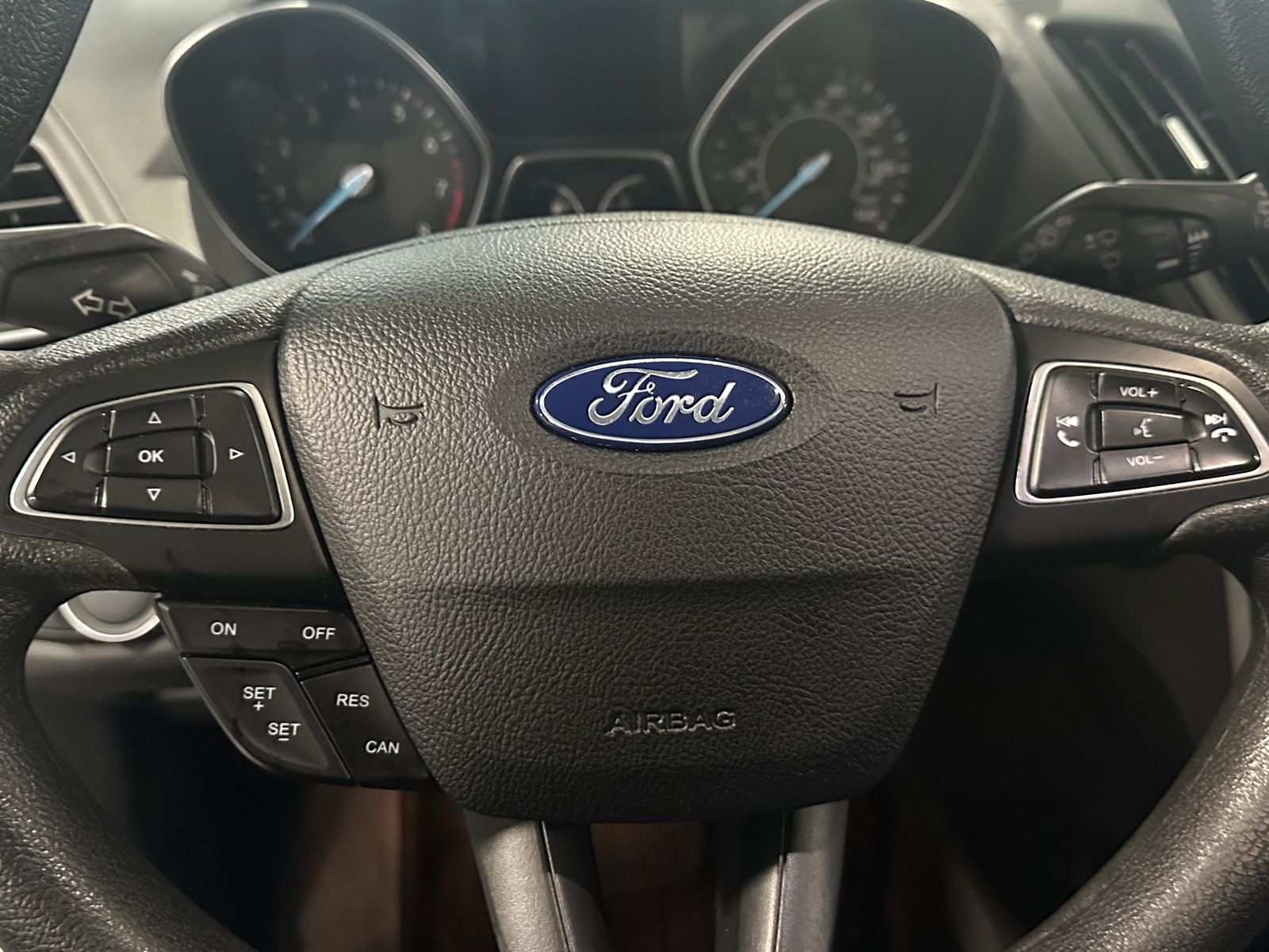 Thumbnail: 2019 Ford Escape - 5