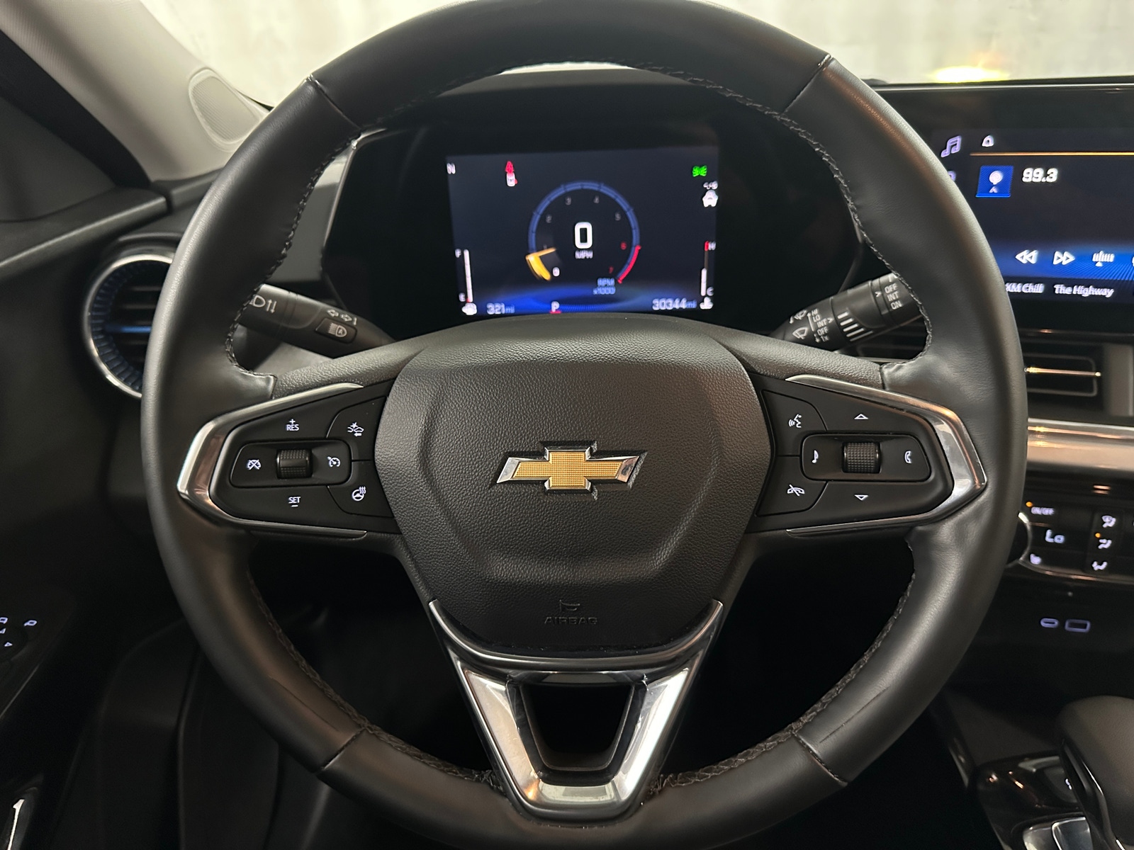 Thumbnail: 2025 Chevrolet Trax - 5