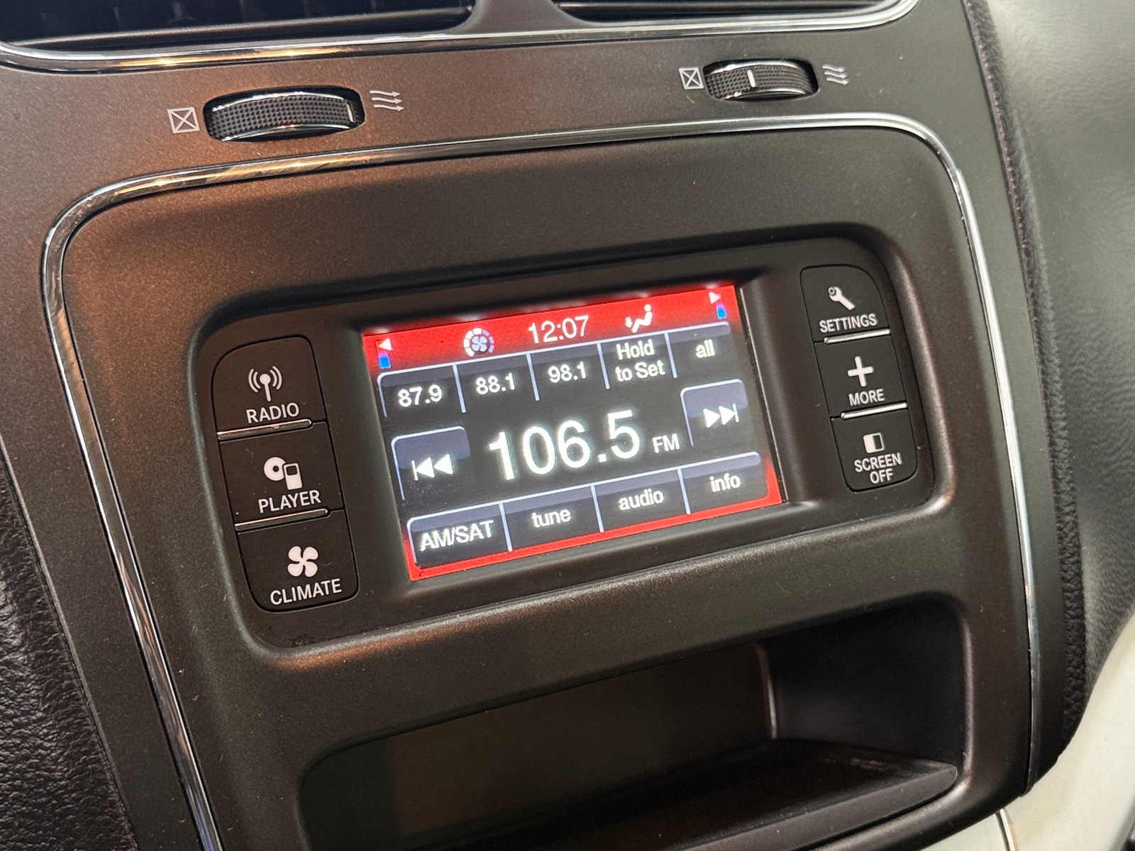 Thumbnail: 2019 Dodge Journey - 4