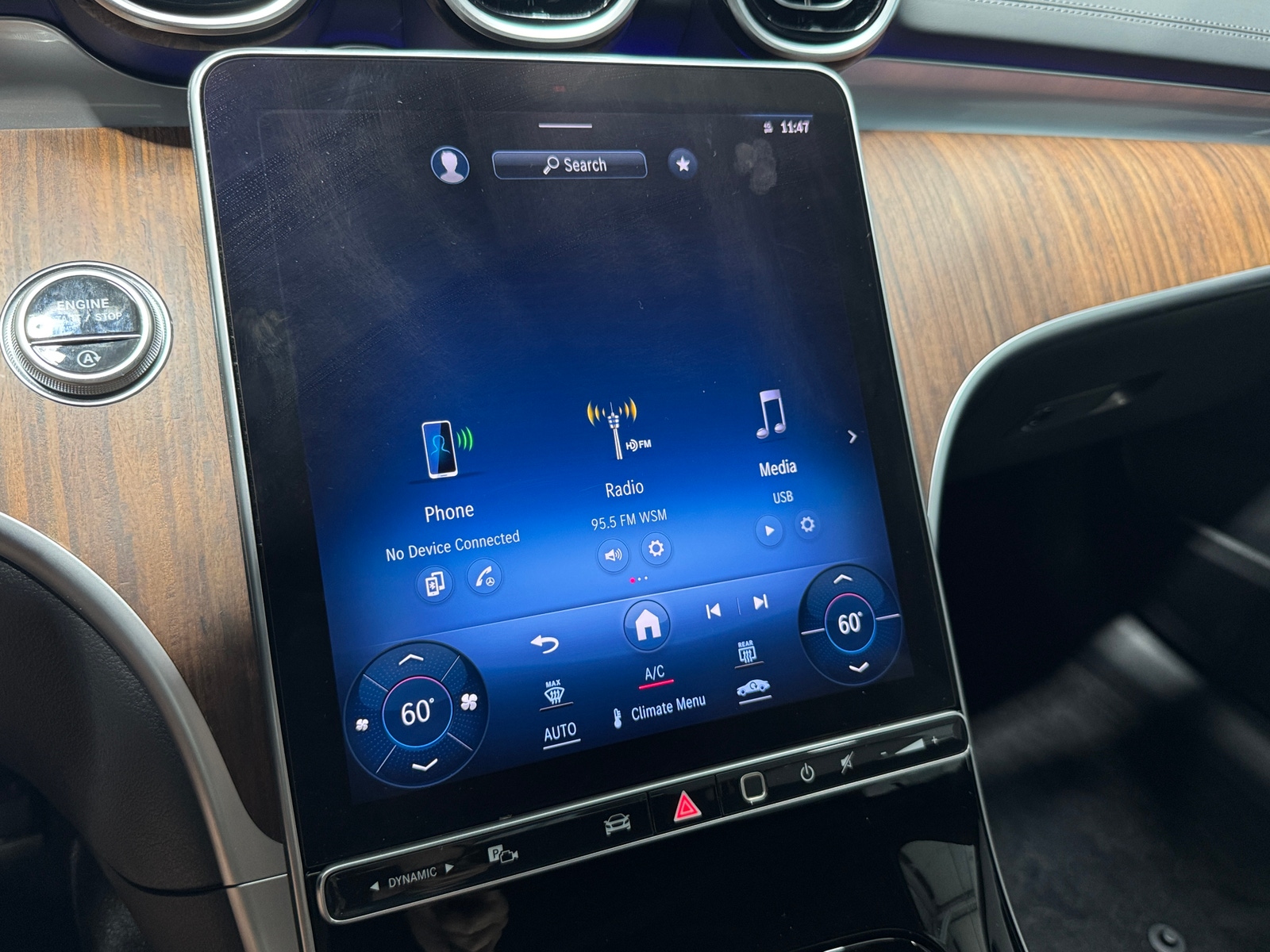 Thumbnail: 2024 Mercedes-Benz C-Class - 3