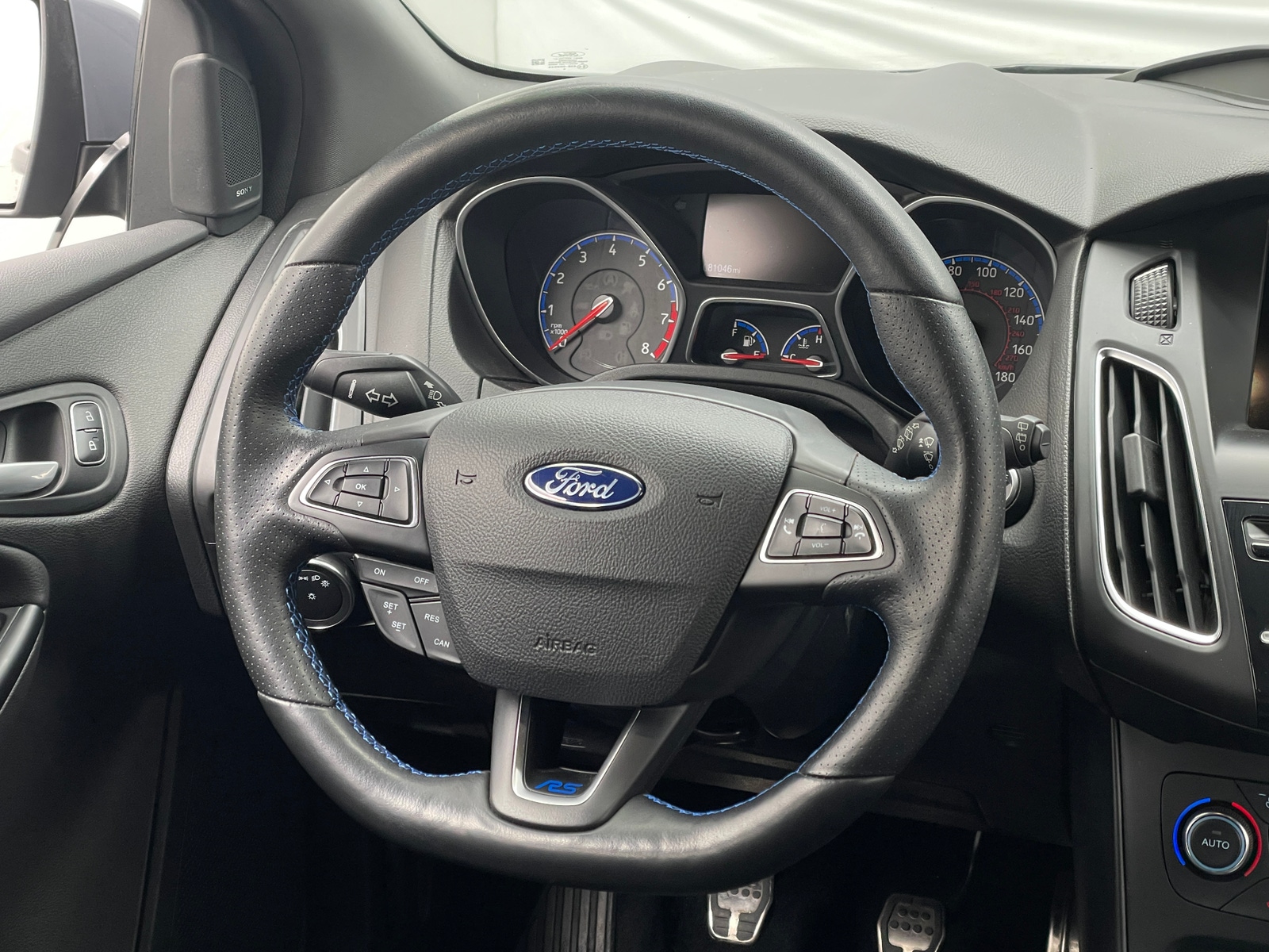 Thumbnail: 2017 Ford Focus - 4